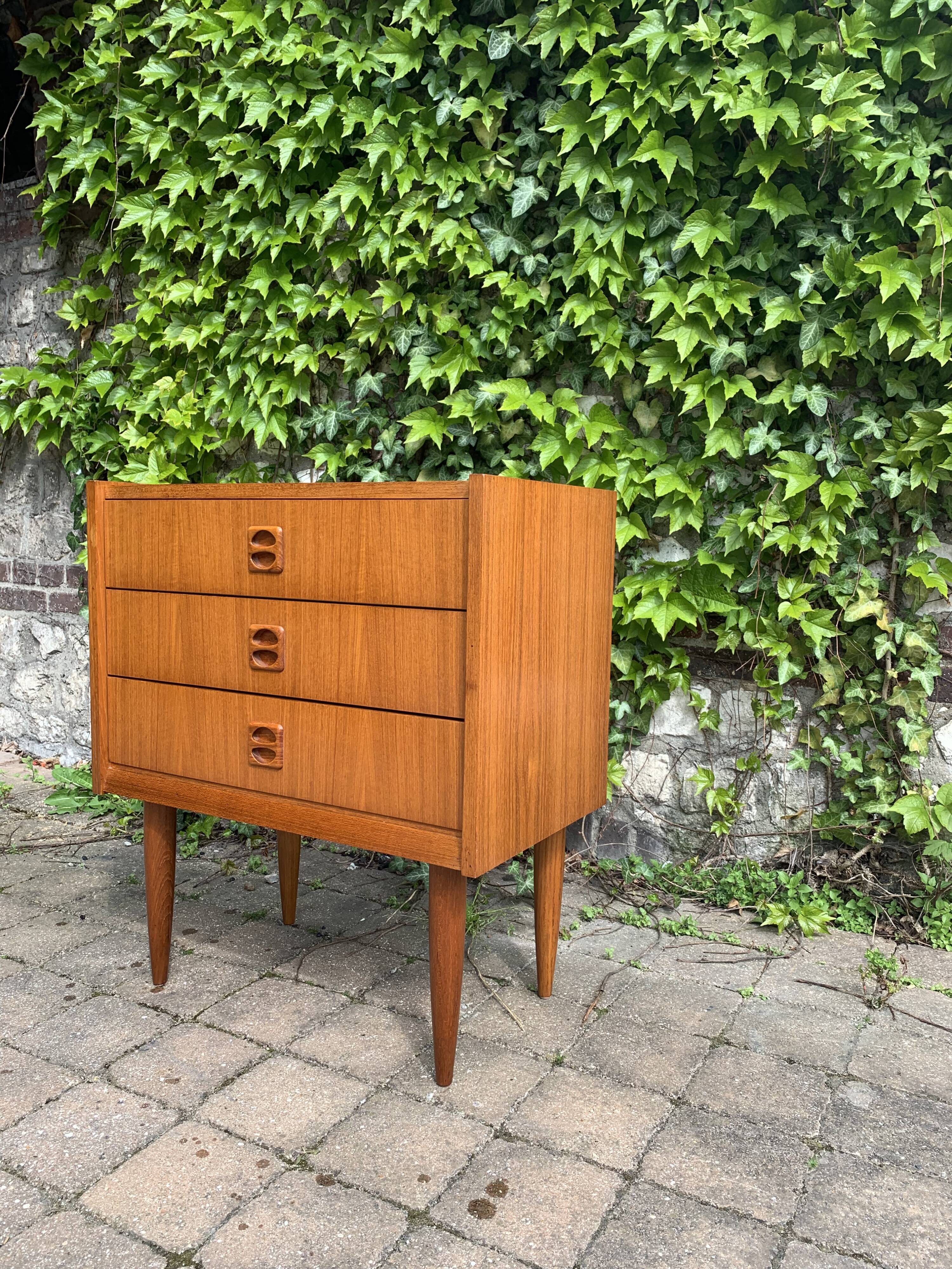 Vintage scandinavian teak chest of drawers