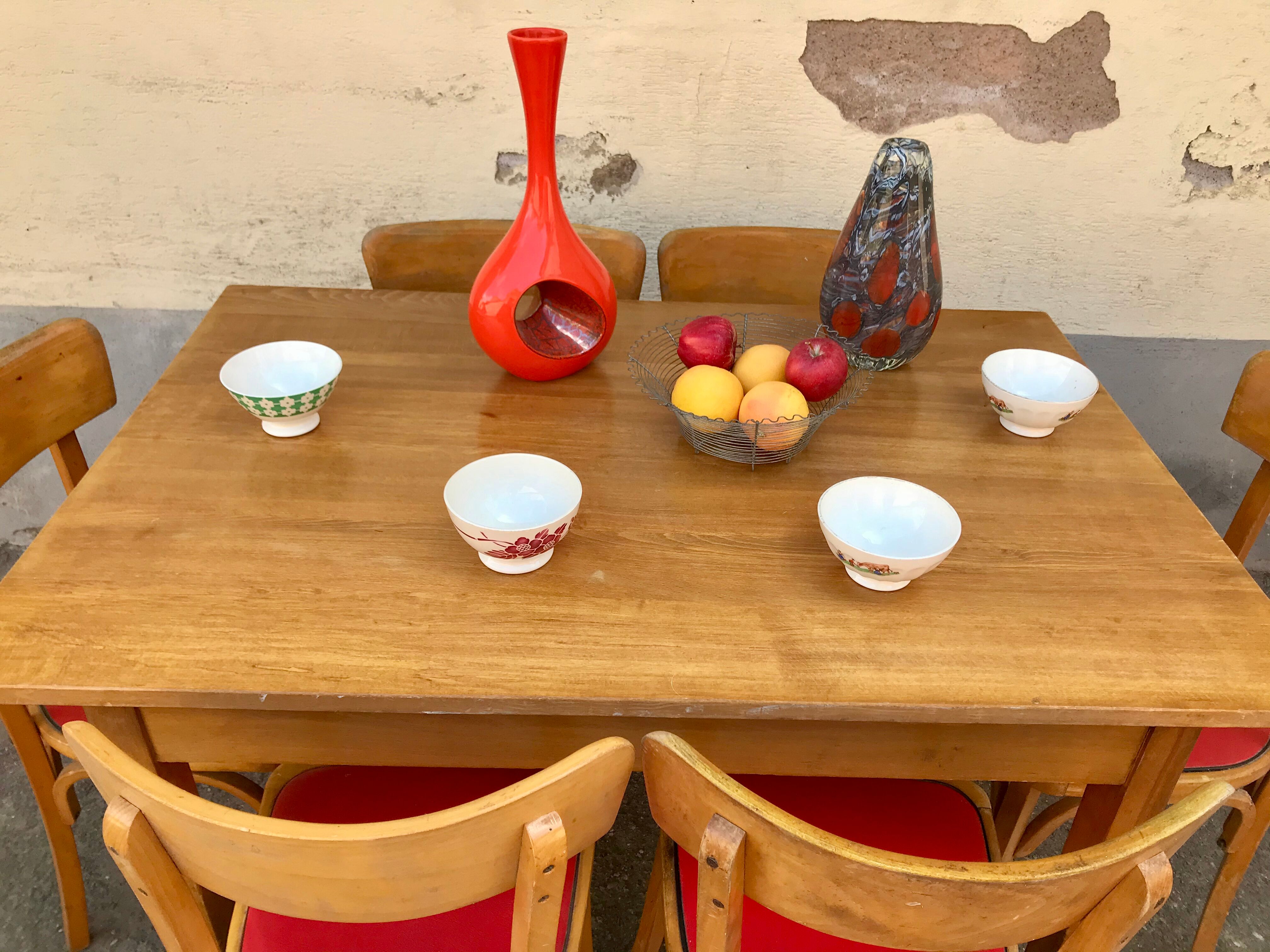 Table bistrot vintage annee 1950 en hetre