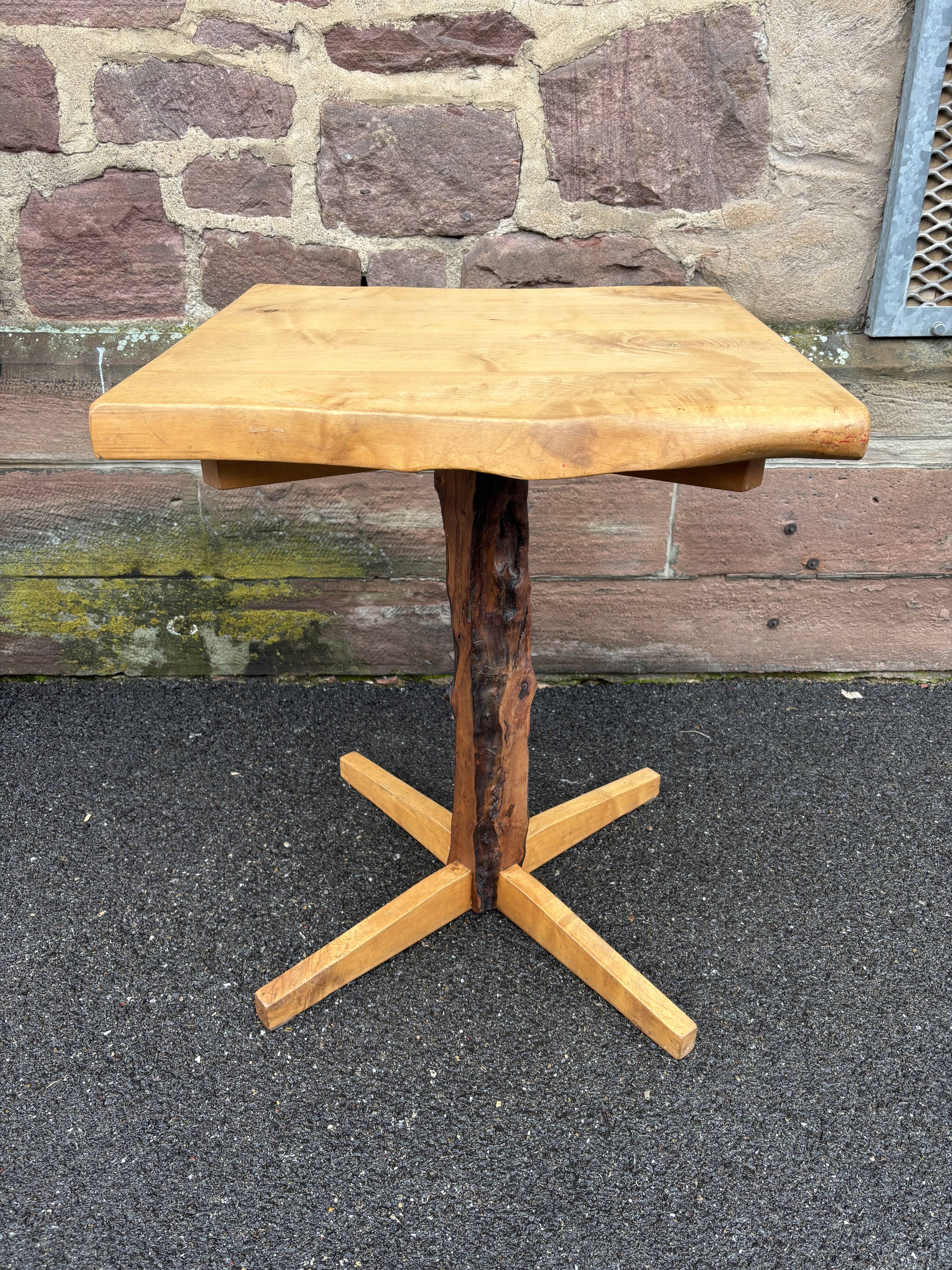 Table Bistrot en Orme vintage