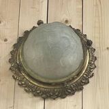 Plafonnier Art Nouveau en verre mouluré et bronze