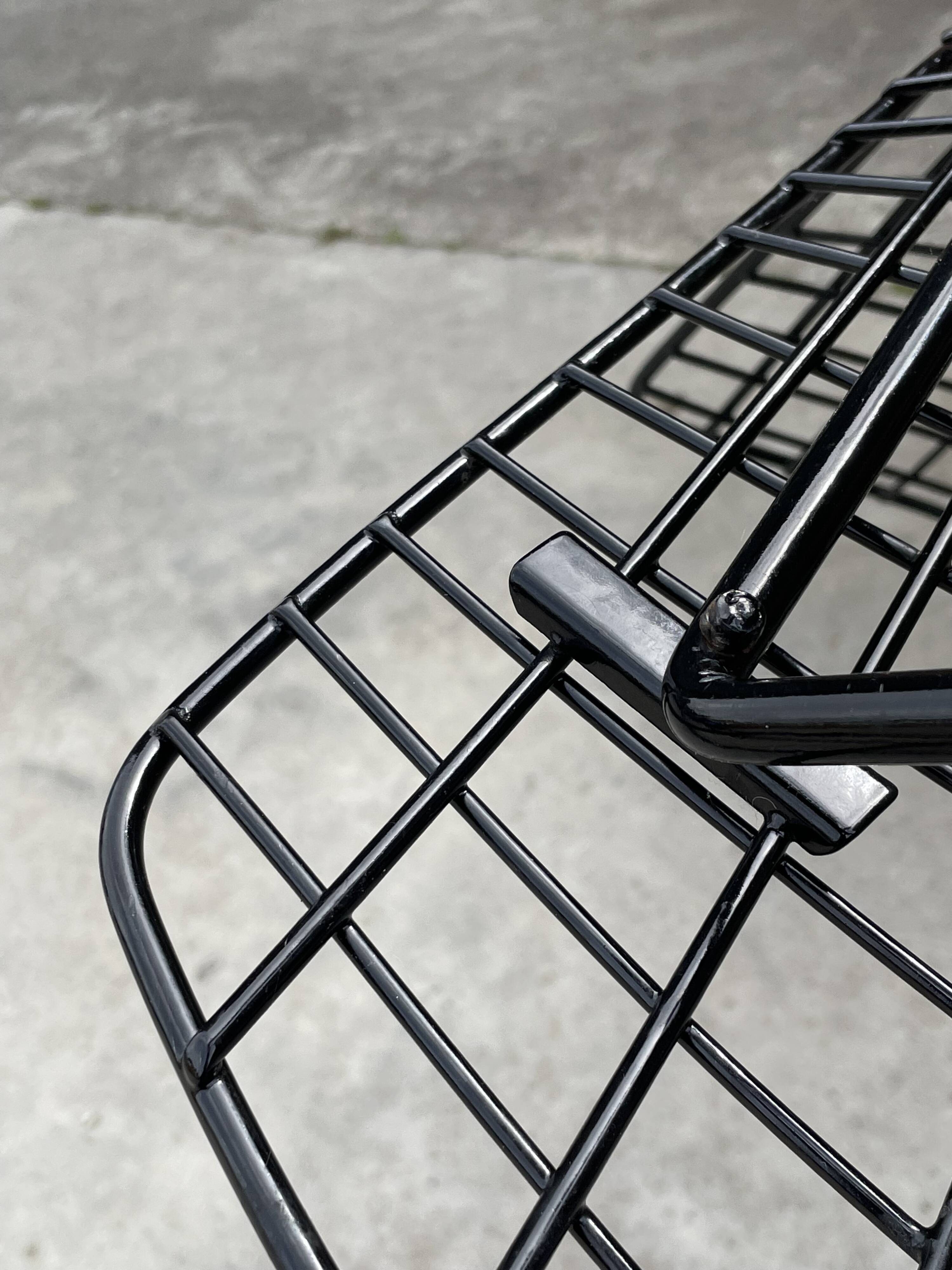 Harry Bertoia Chair 420 "wire" Knoll International in black