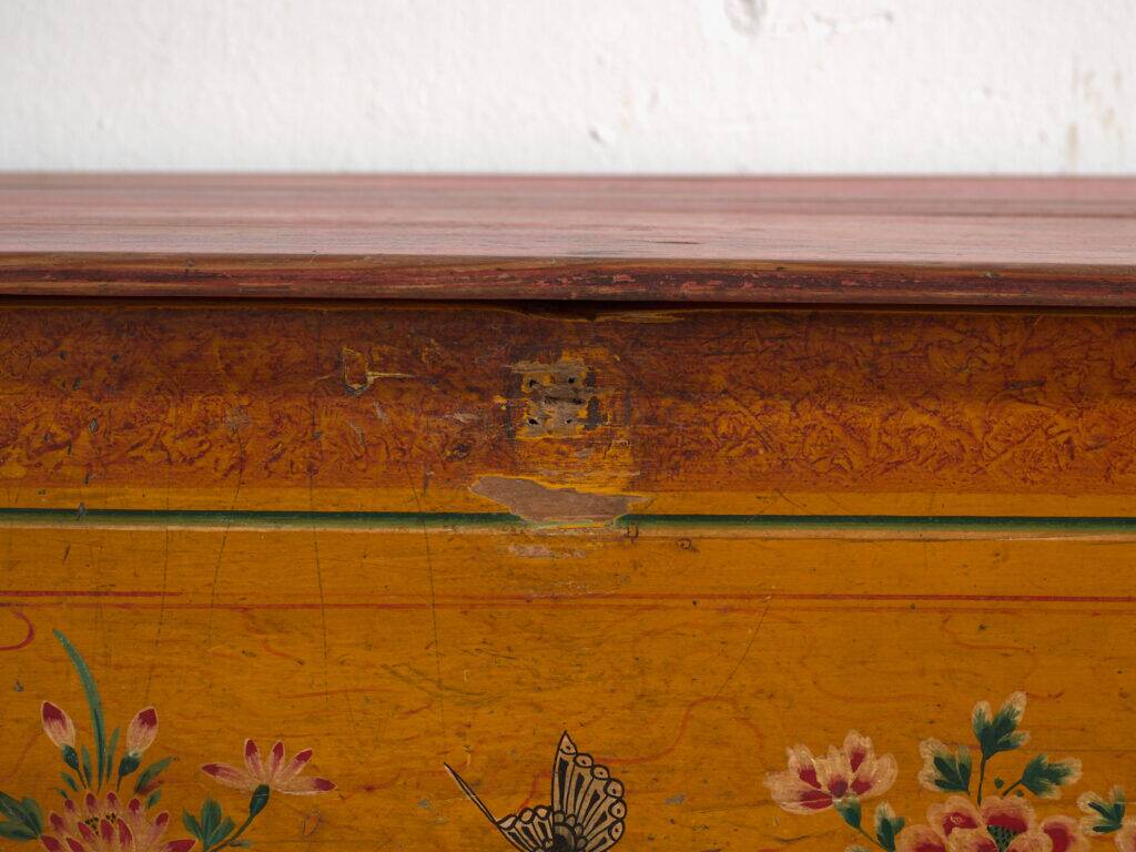 Chinese chest with original painting – China, circa 1900