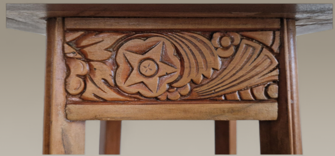 Art Deco sculpted pedestal in solid wood and marble – circa 1930