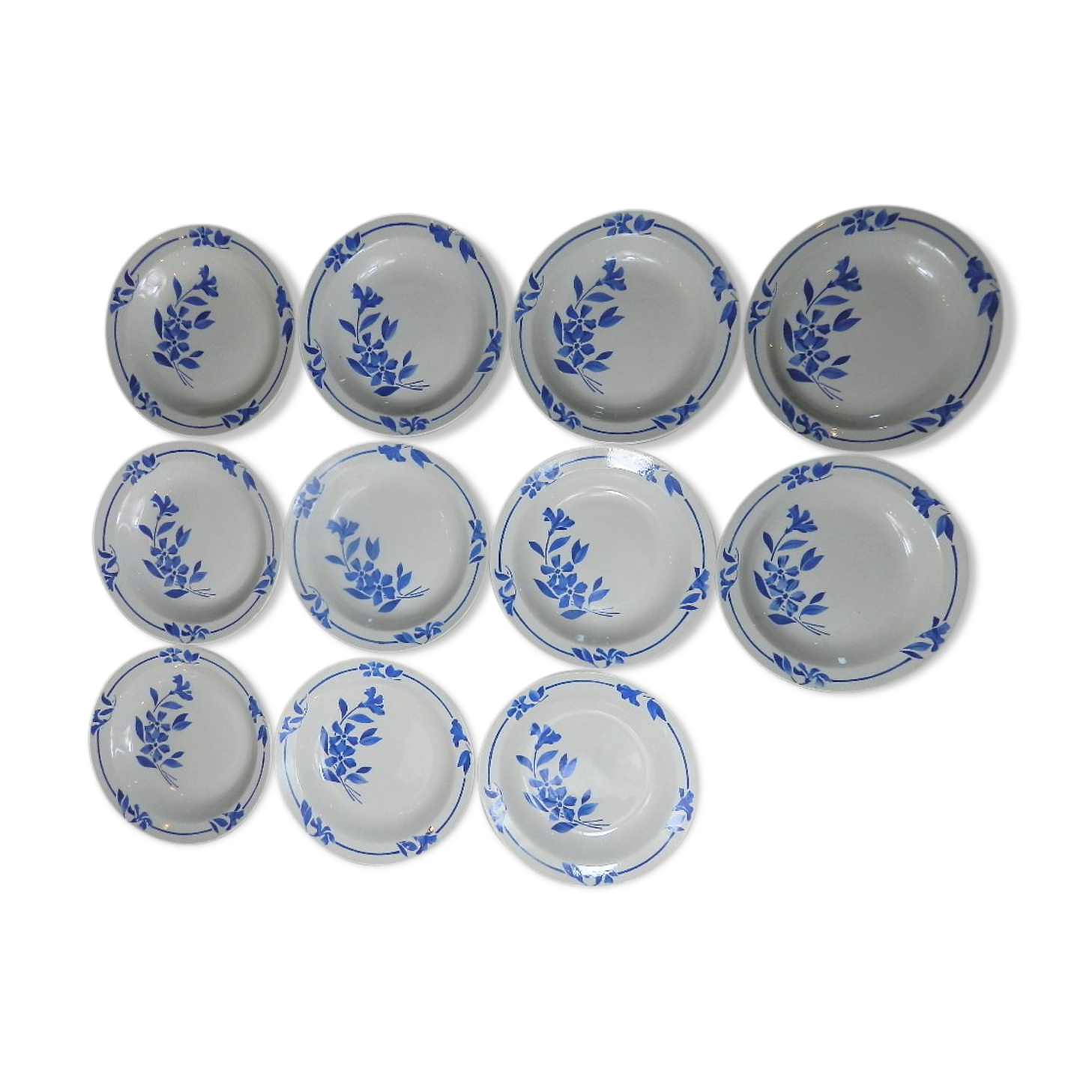 11 plates hollow narcisse