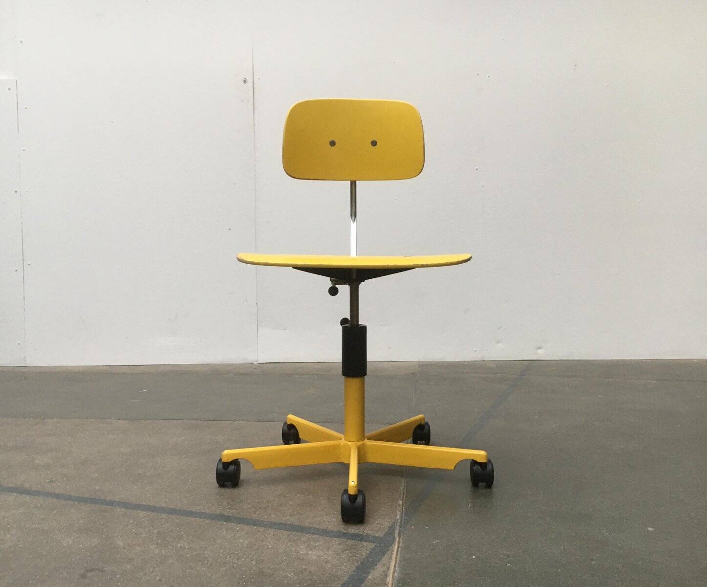 Mid-century Danish swivel office chair by Jørgen Rasmussen for Kevi