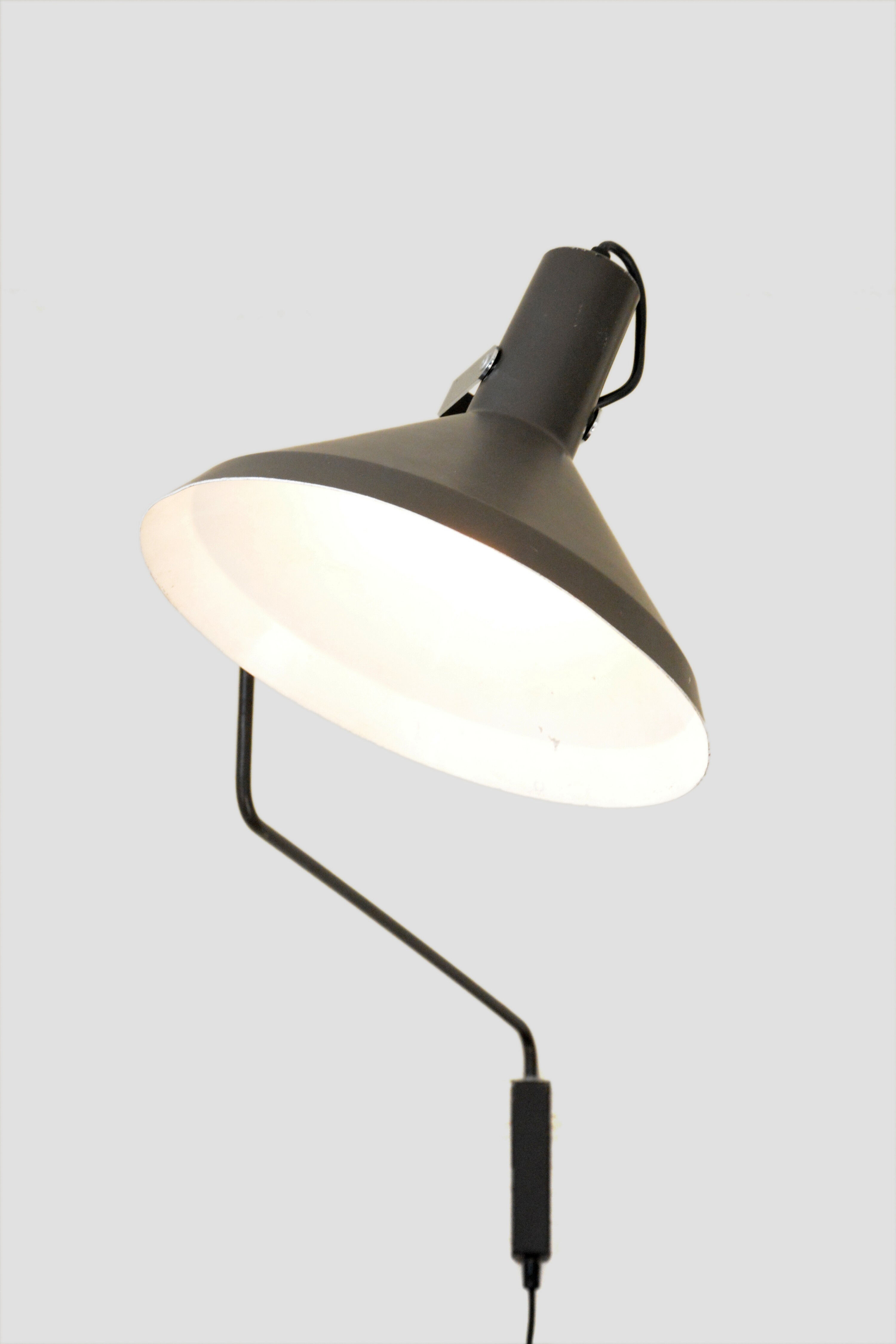 Hoogervorst Paperclip wall lamp, 50s