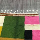 Multicolored woven wool rug 250cm x 150cm