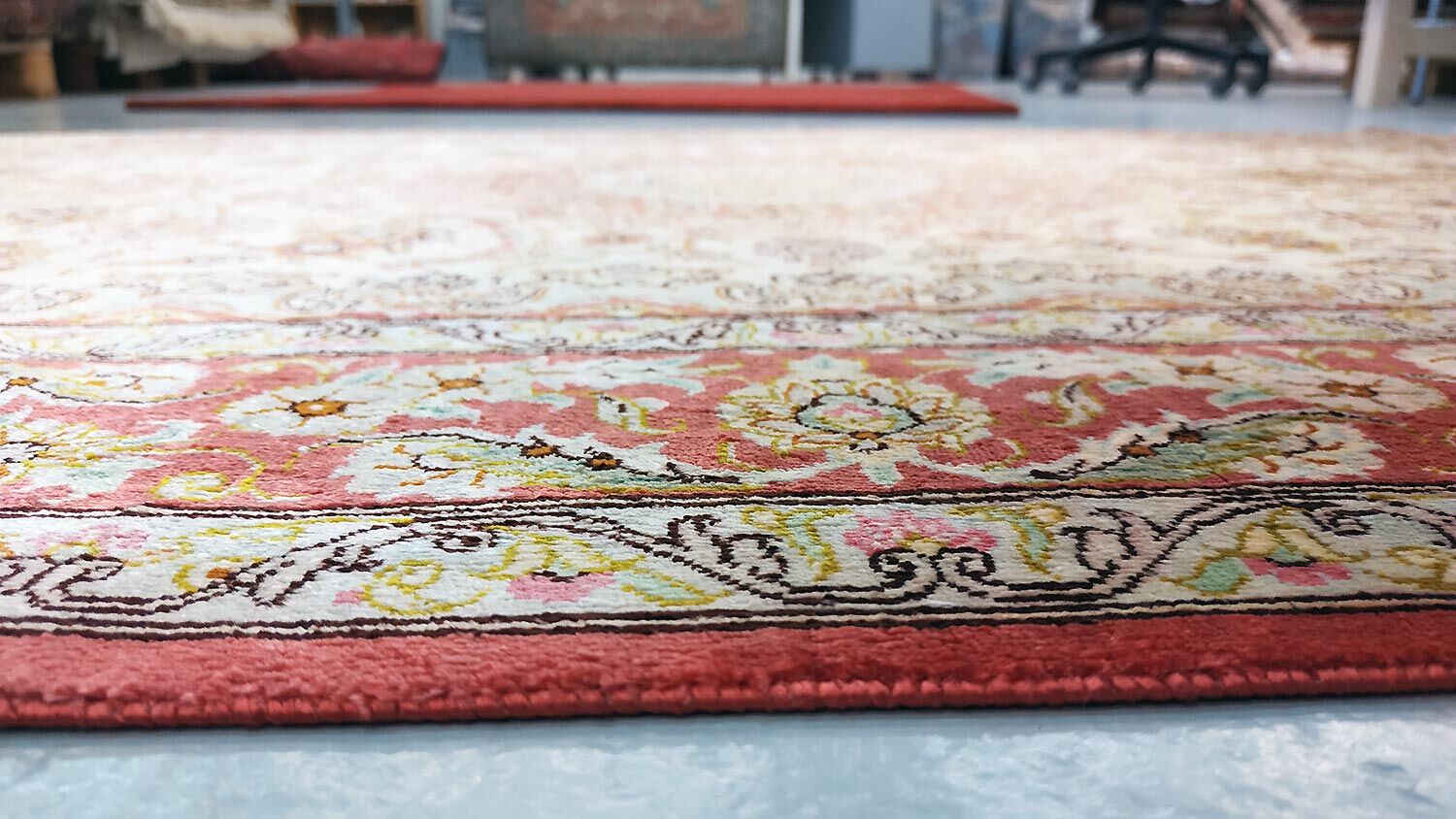 Tapis Persan Ghoum