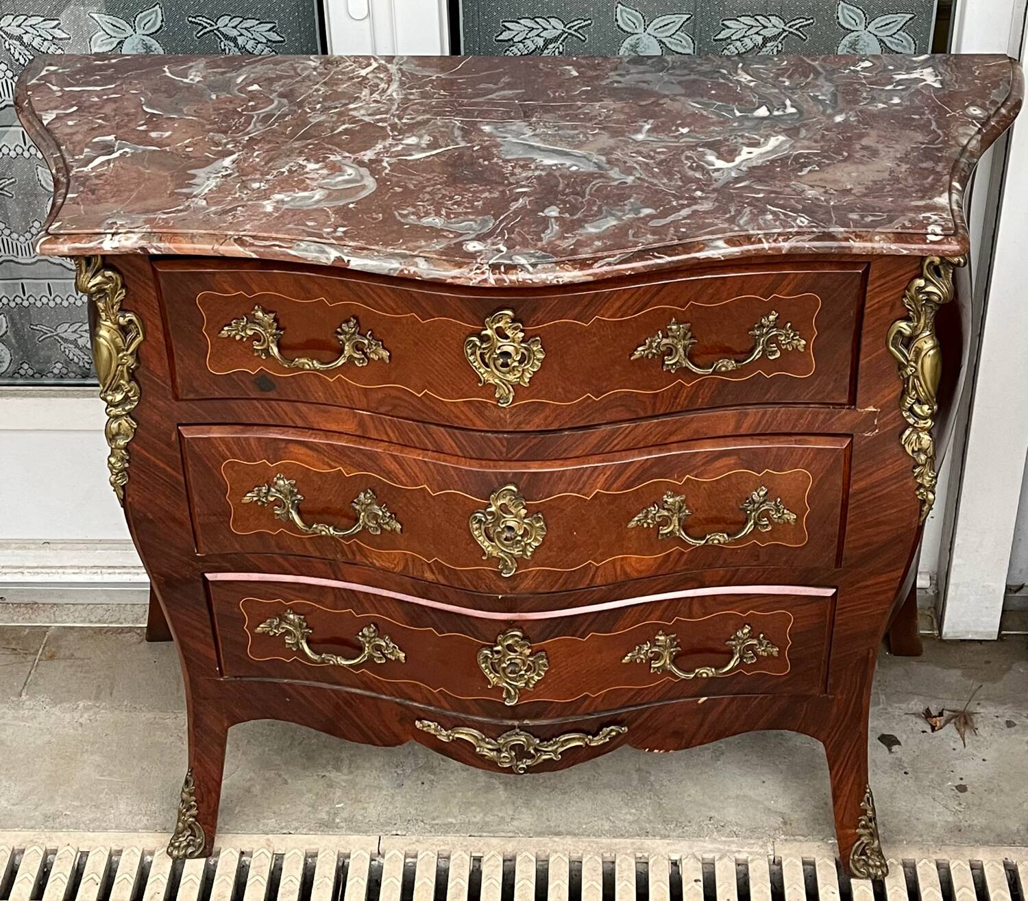 Louis XV chest of drawers