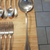 Service in Alfenide 84 of 10 forks, 10 spoons 1 ladle and a large spoon