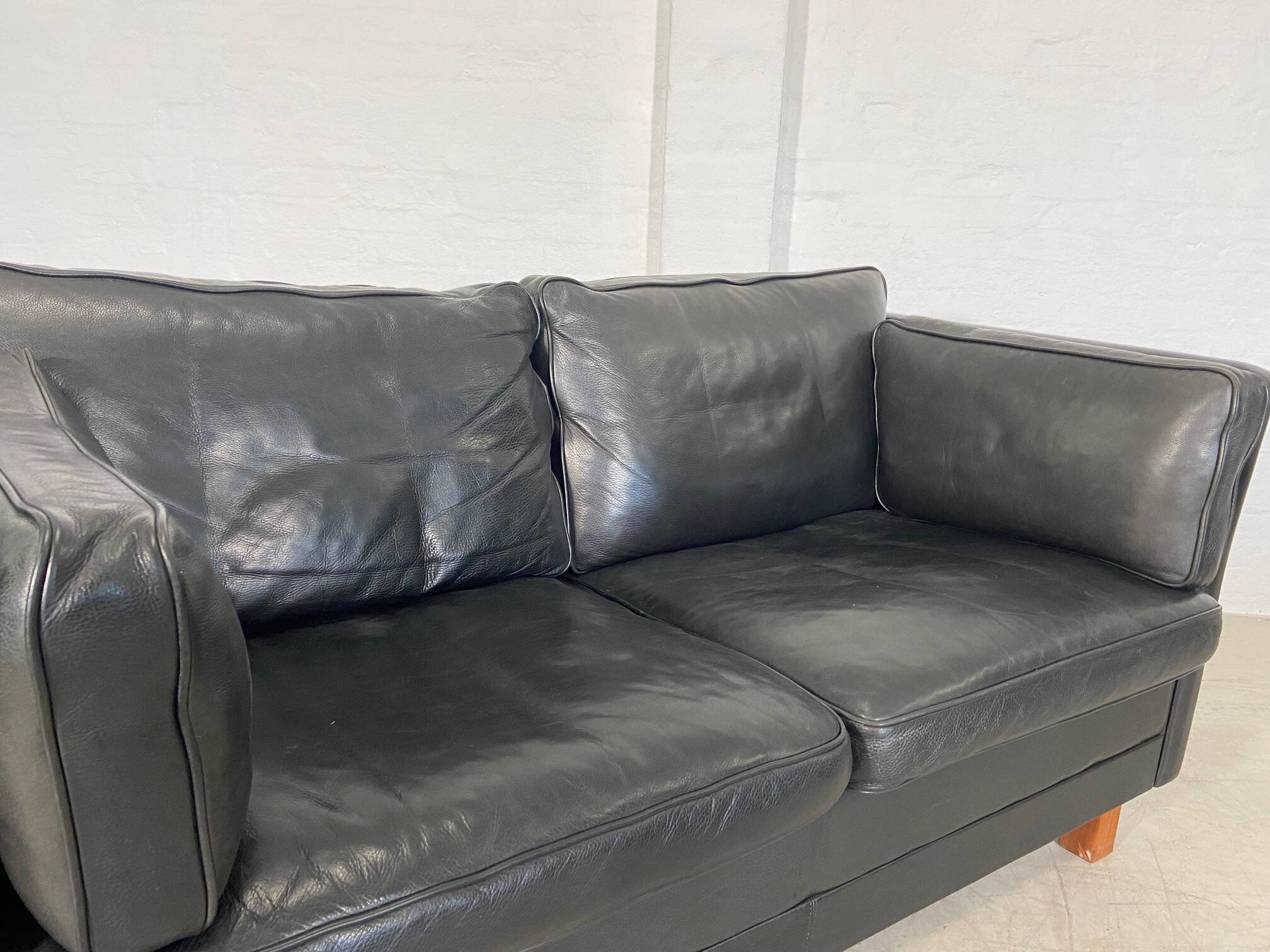 Vintage retro danish mogens hansen 2 person black leather sofa