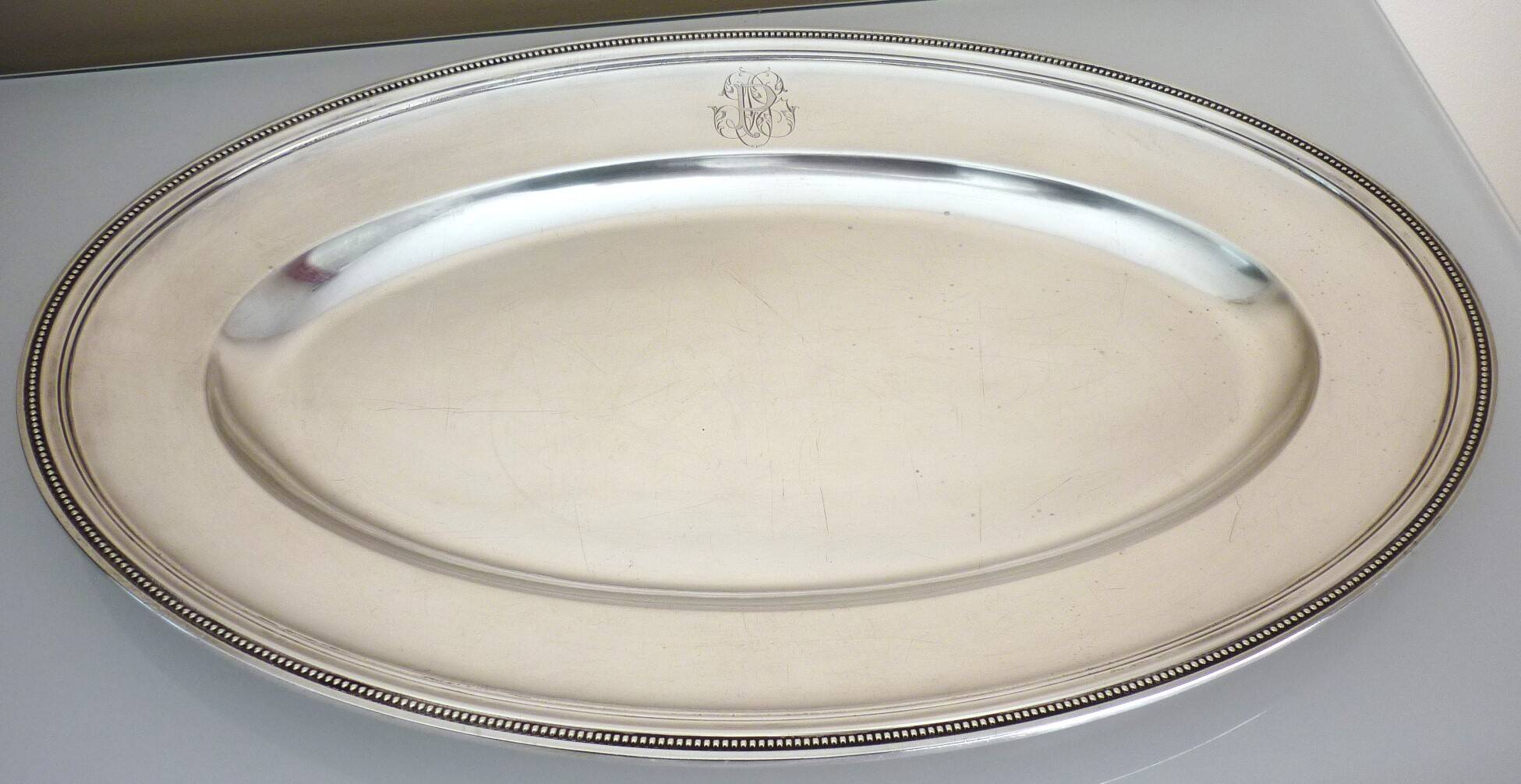 Oval dish, silver-plated metal, Christofle goldsmith, pearl frieze model, 49cm