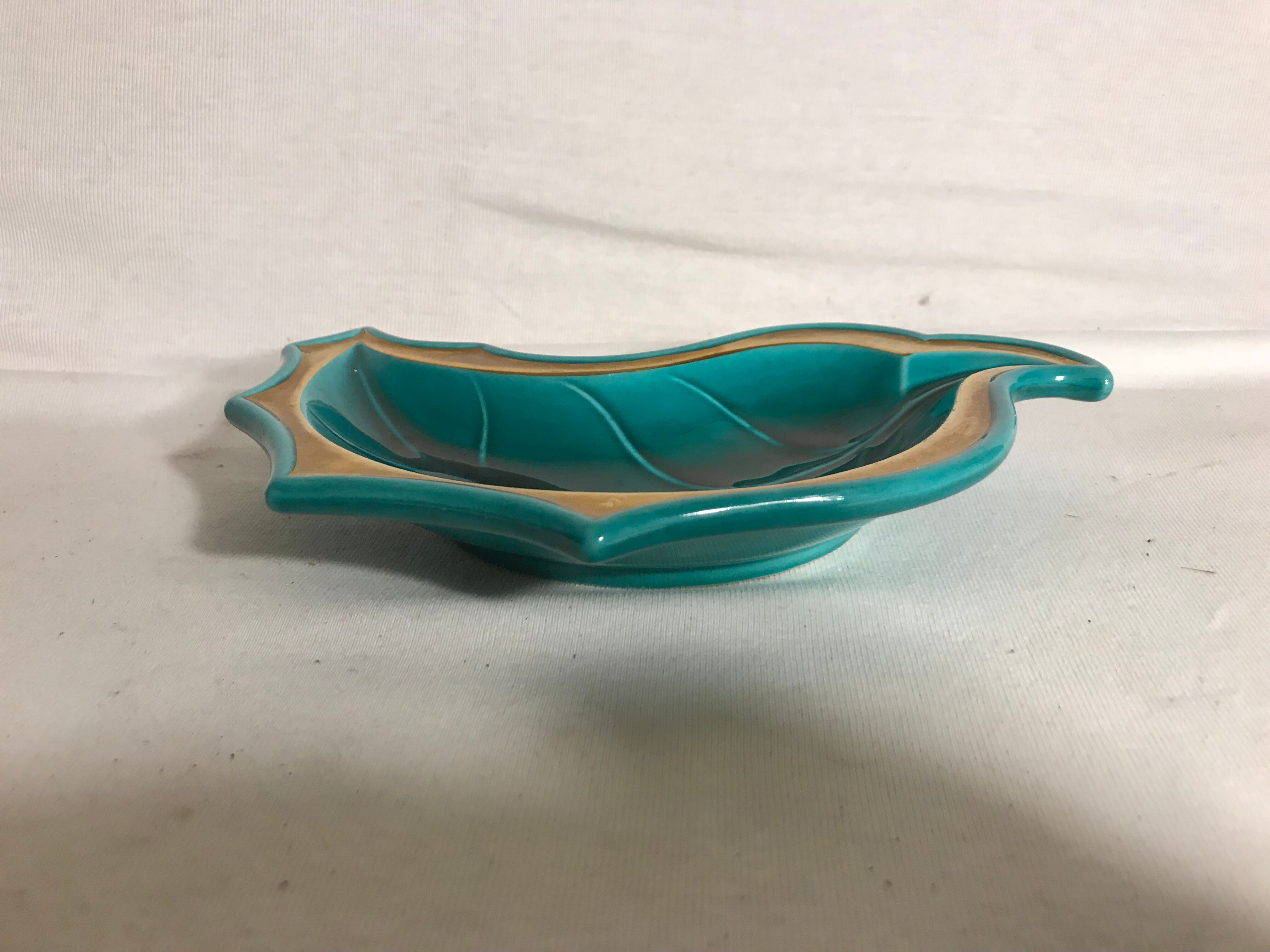 Vacuum former pocket vallauris green vintage ceramic