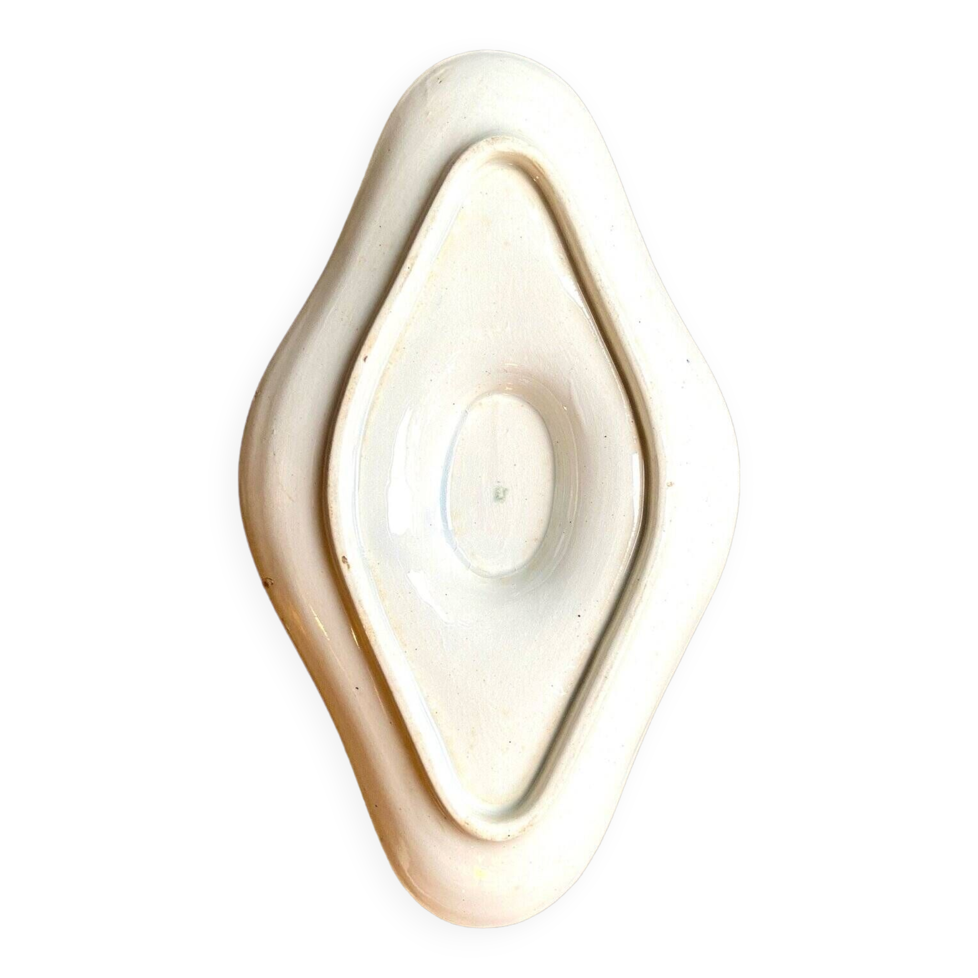 Iron earth gravy boat