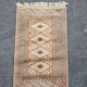 Tapis pakistanais noué main en laine 110 × 62 cm – Authentique
