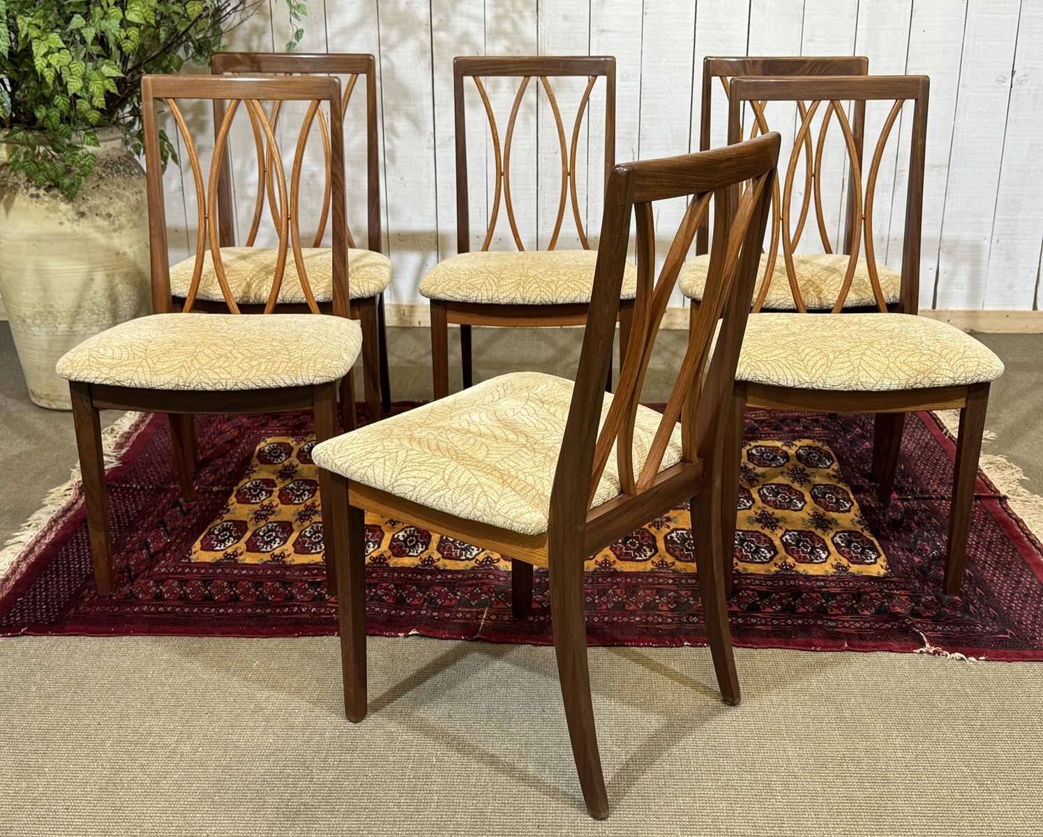 Set of 6 teak chairs from the English brand G-Plan from the 1970s.