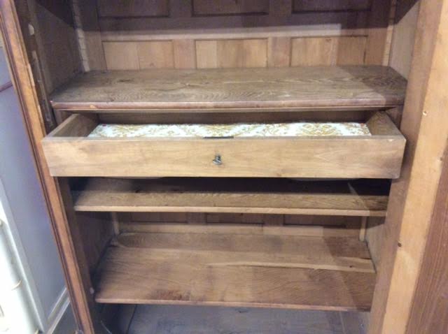 Standing man with door and ice