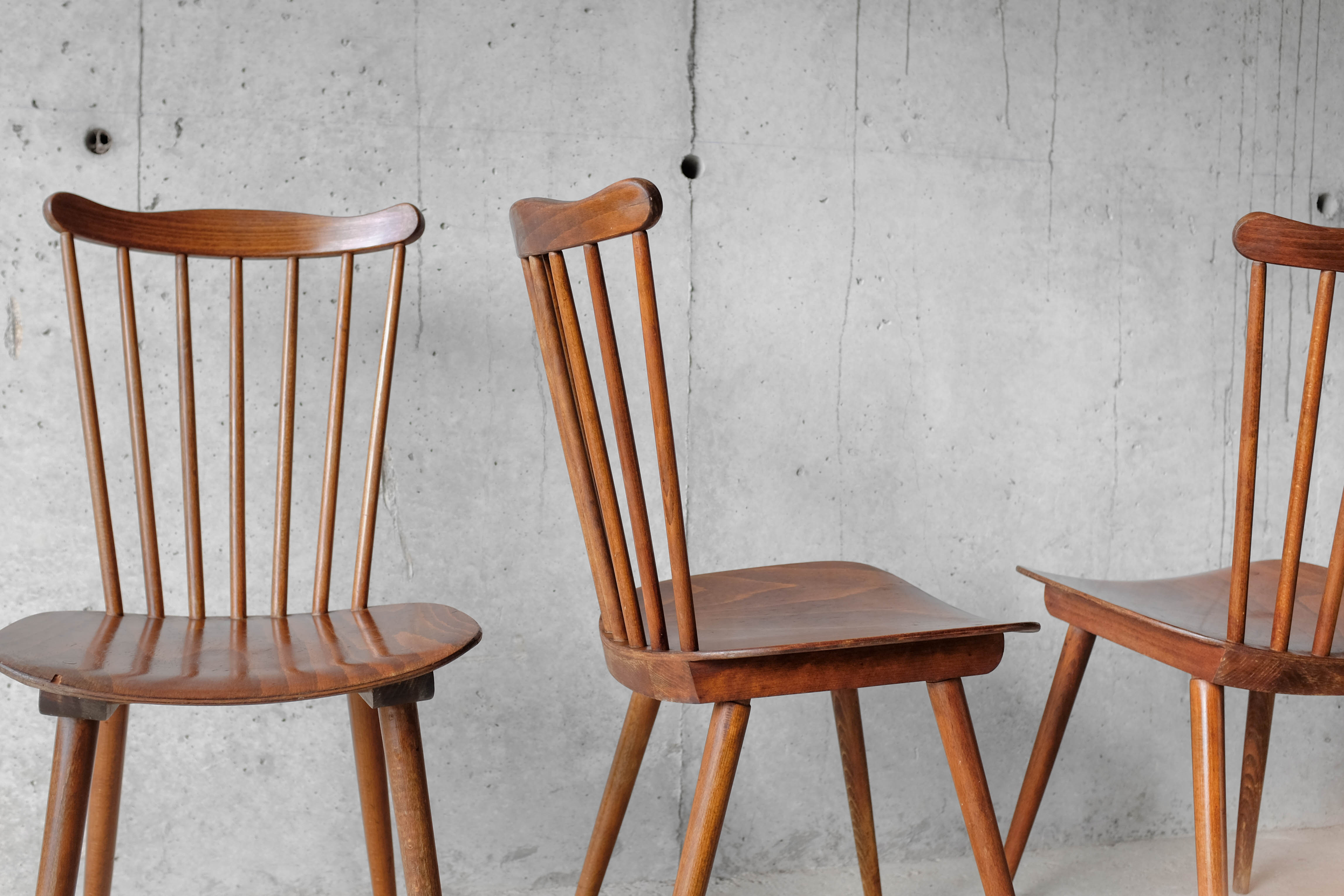 Set of 4 bistro chairs "Menuet" years 60/70