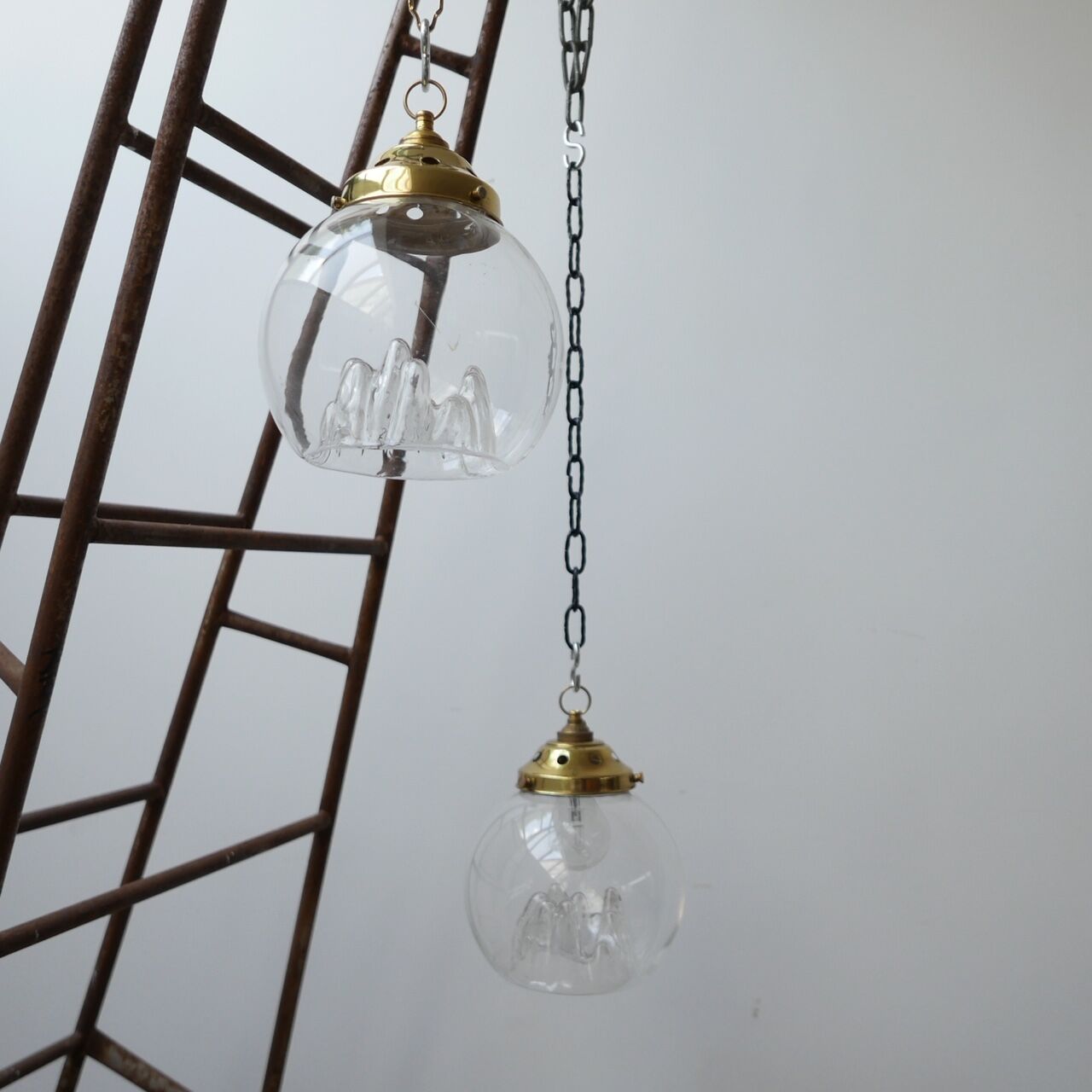 Mid-century italian blown glass 'mountain' pendant light