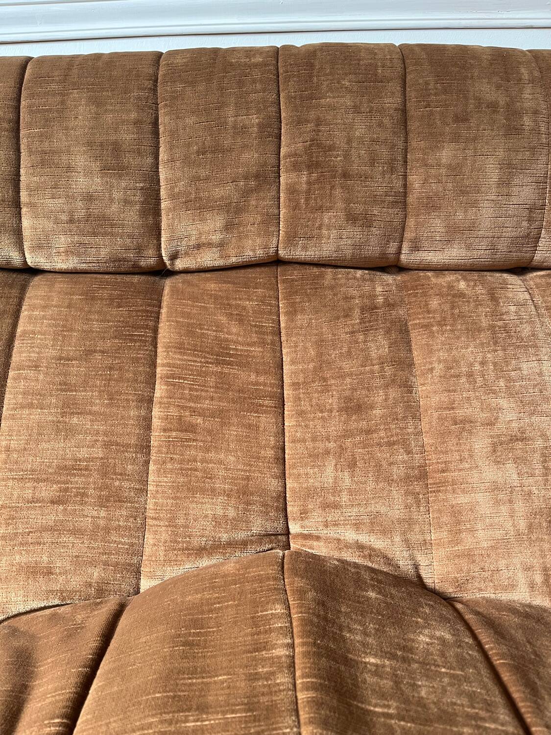 2-seater armchair in fawn velvet, Steiner edition 1970