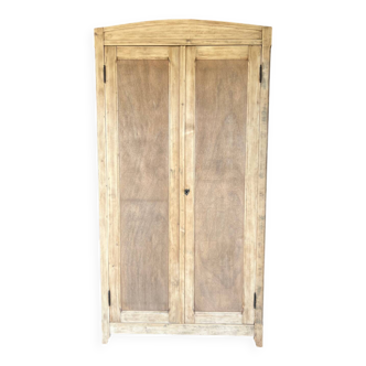 Armoire bois brut