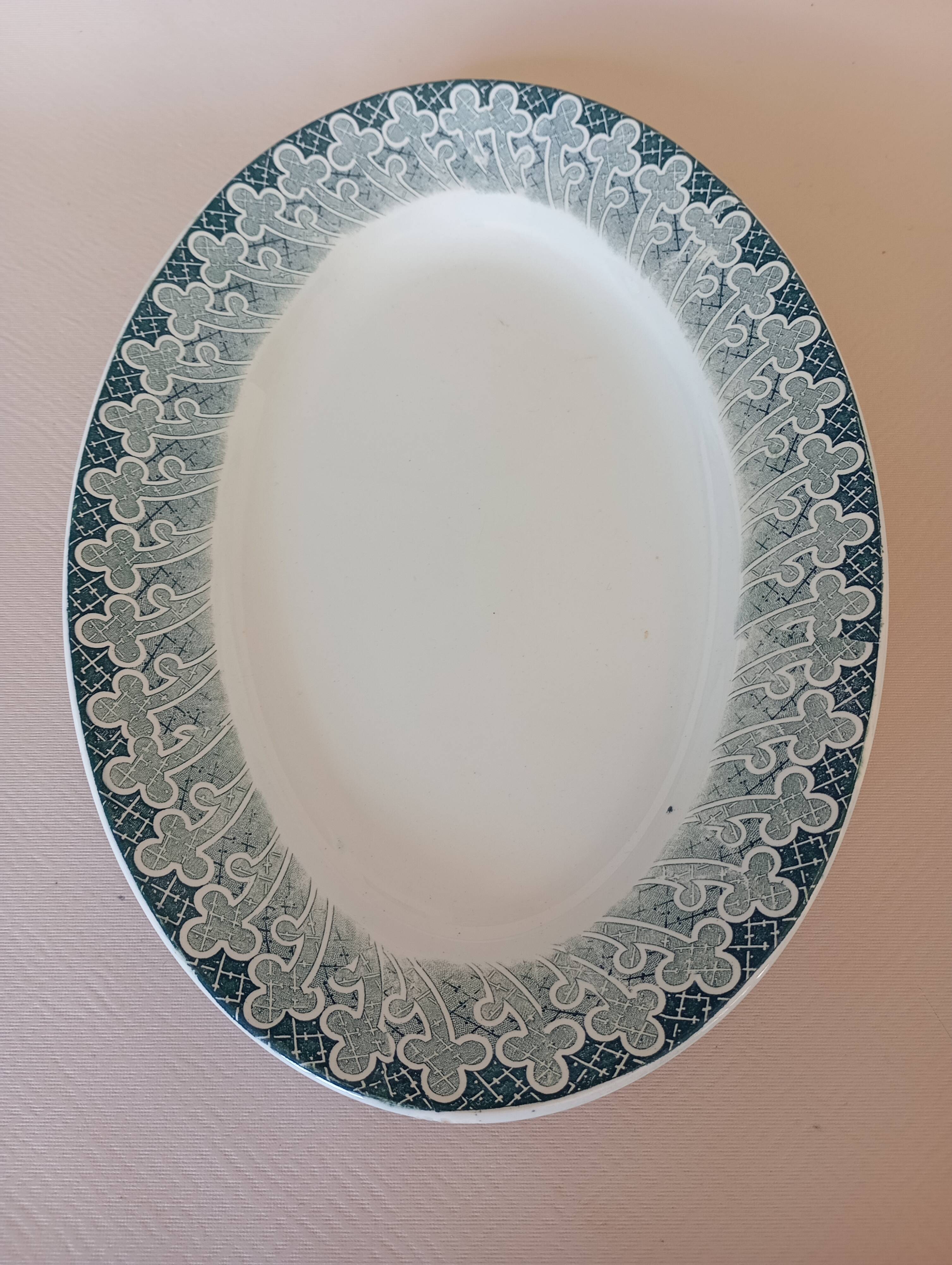 St Amand Hamage "Richelieu" ironstone dish