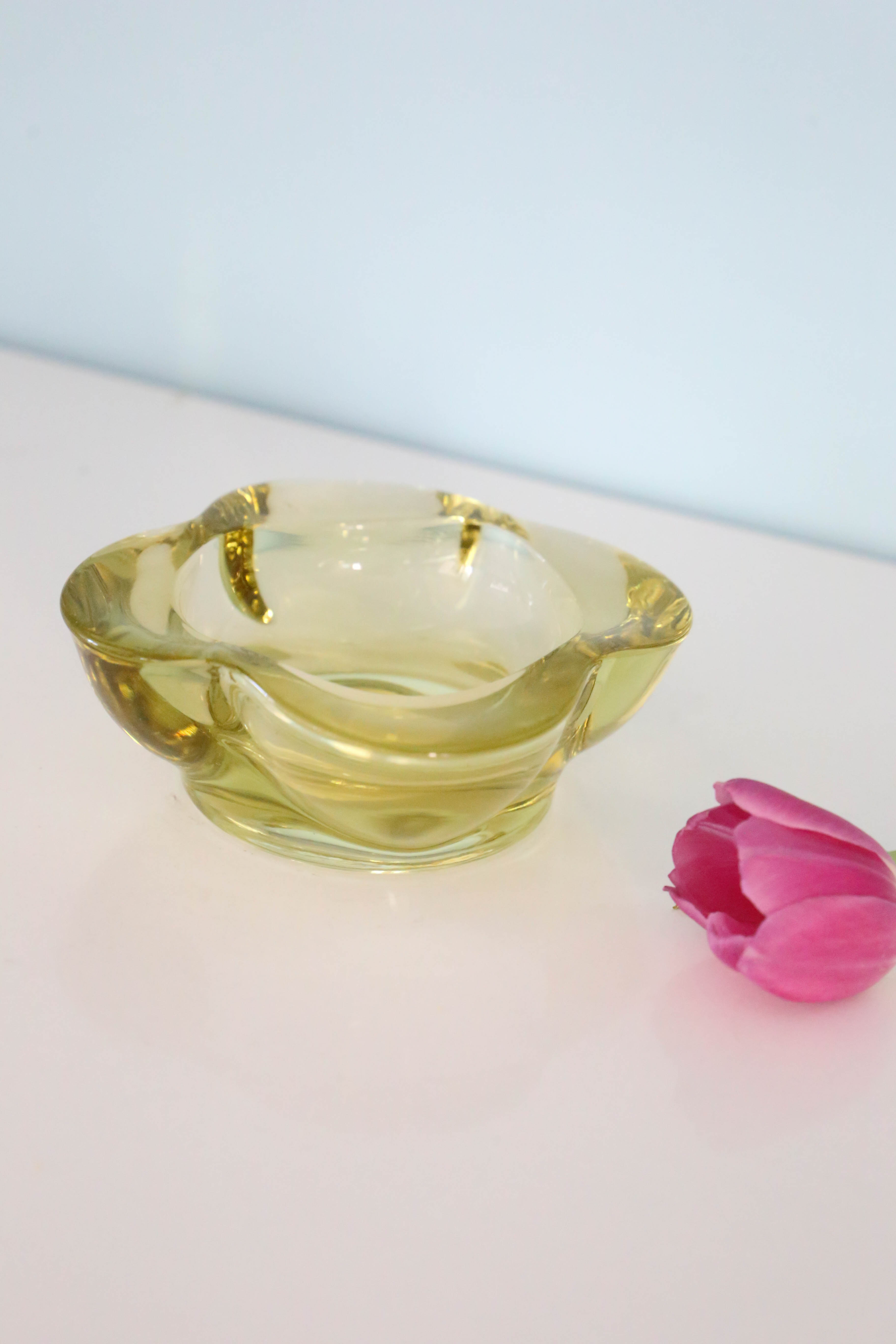 Nice empty yellow crystal pocket, vintage