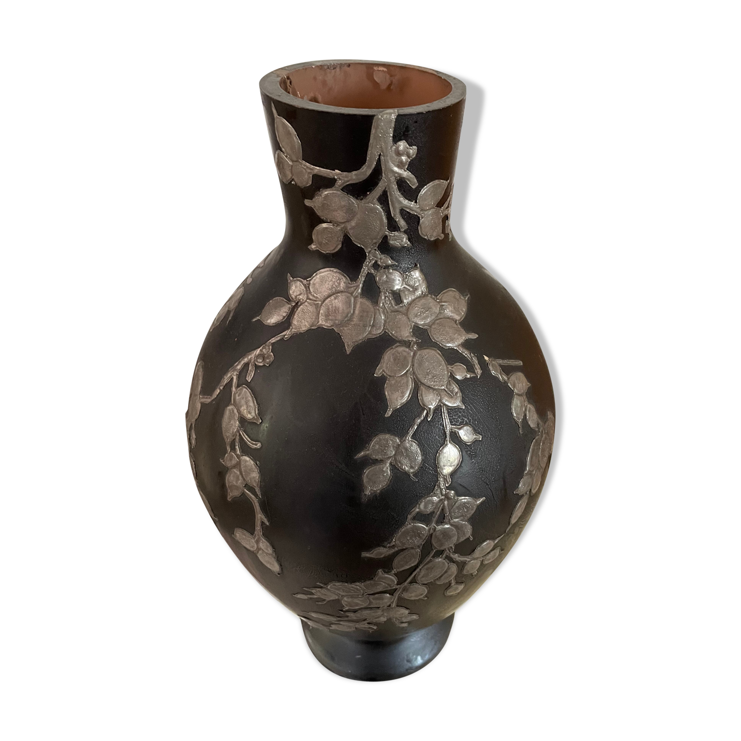 Vase vintage  en verre noir et étain