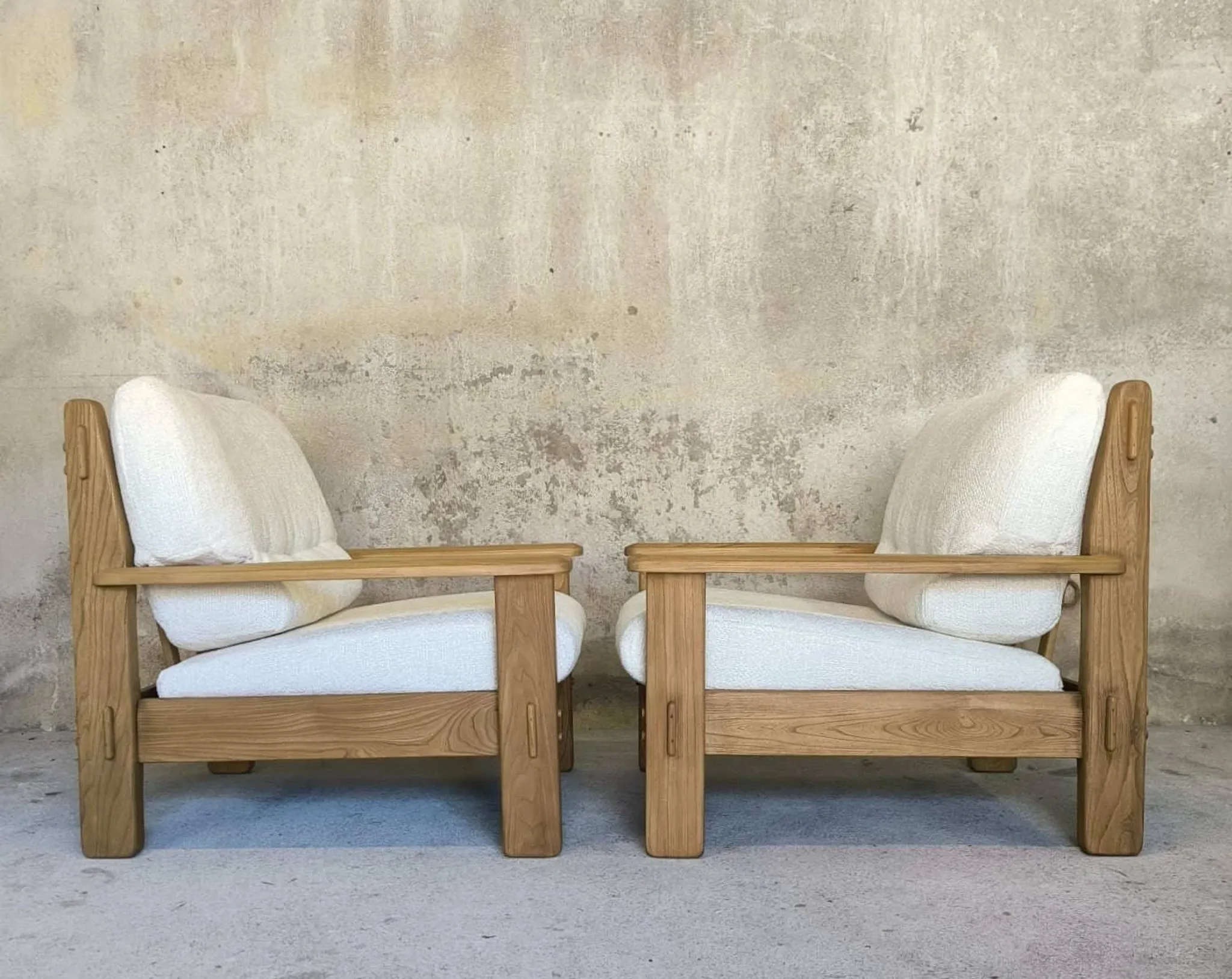 Paire de fauteuils vintage en orme massif