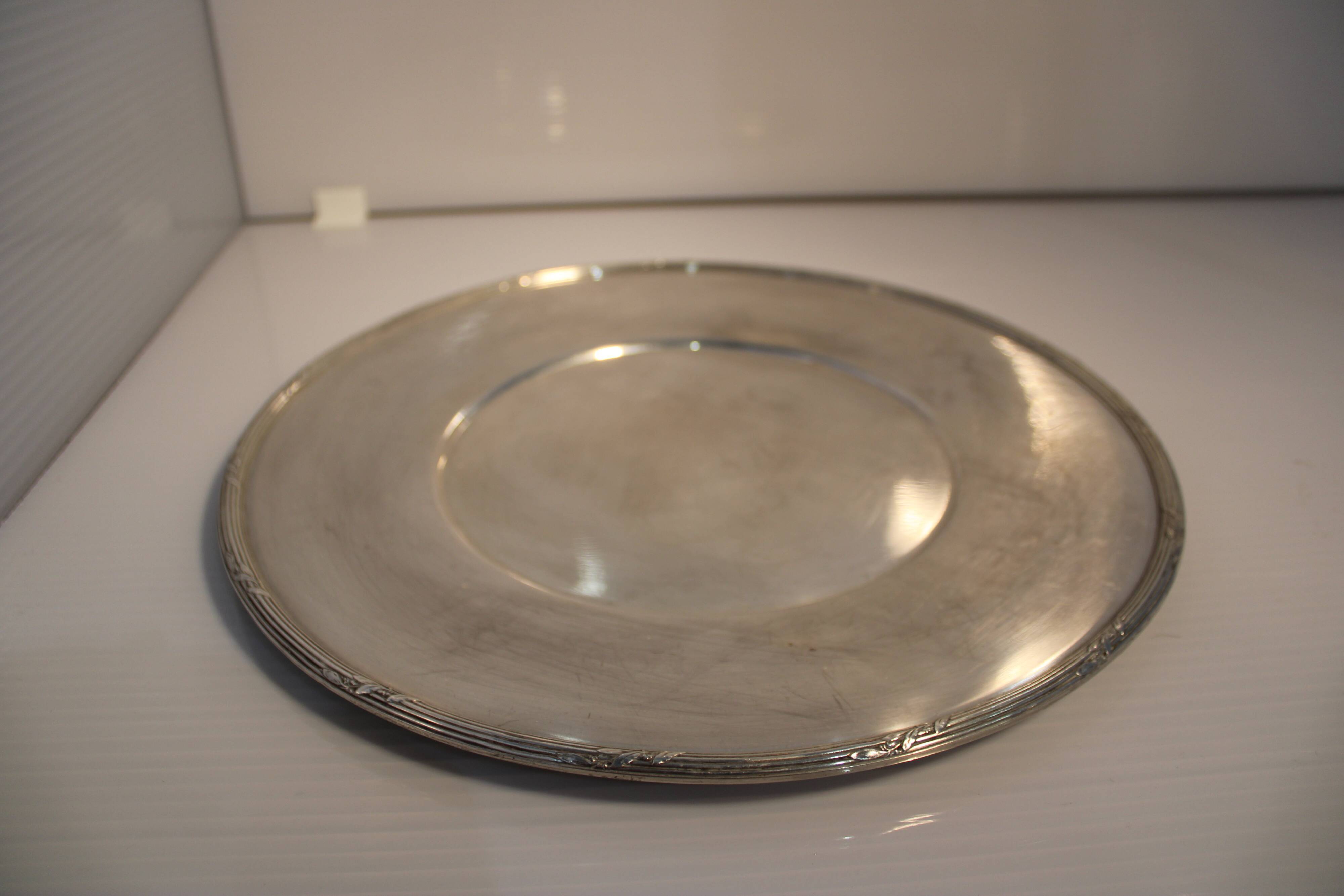 Silver metal bell dish "europ felix"