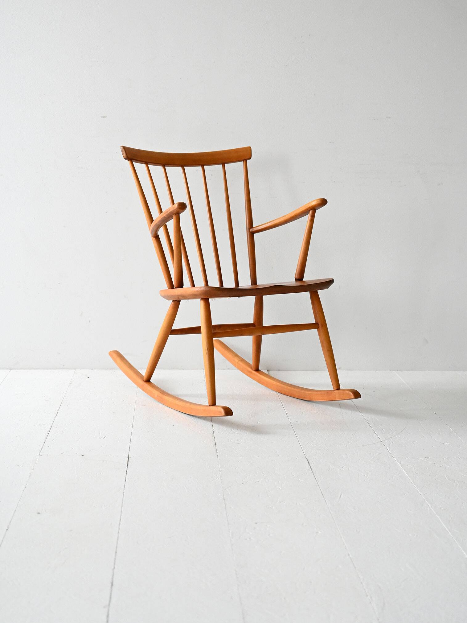 Scandinavian rocking chair 1950s/60s in beech and teak