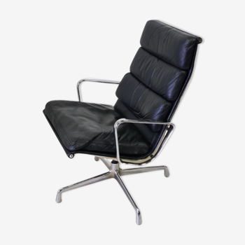 Fauteuil EA 215 soft pad par Ray et Charles Eames pour Herman Miller, USA années 1960