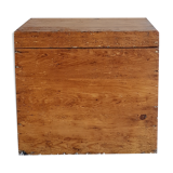 Coffre ancien rénové