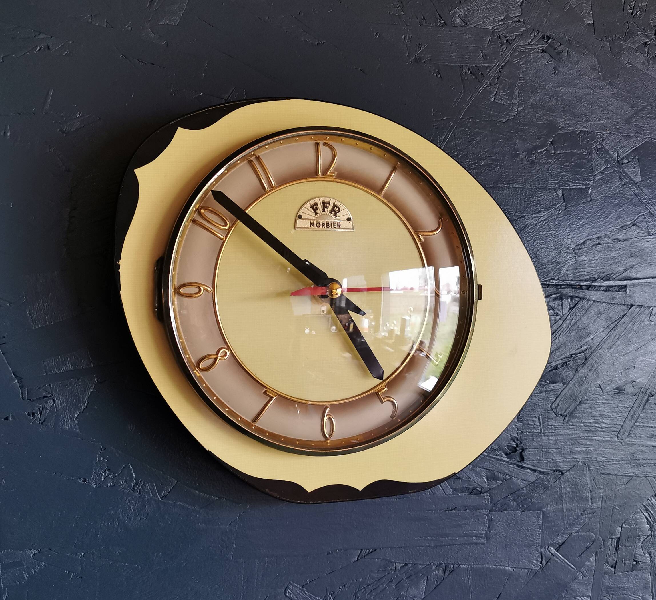 Vintage formica clock silent asymmetrical wall pendulum "FFR Morbier yellow black"