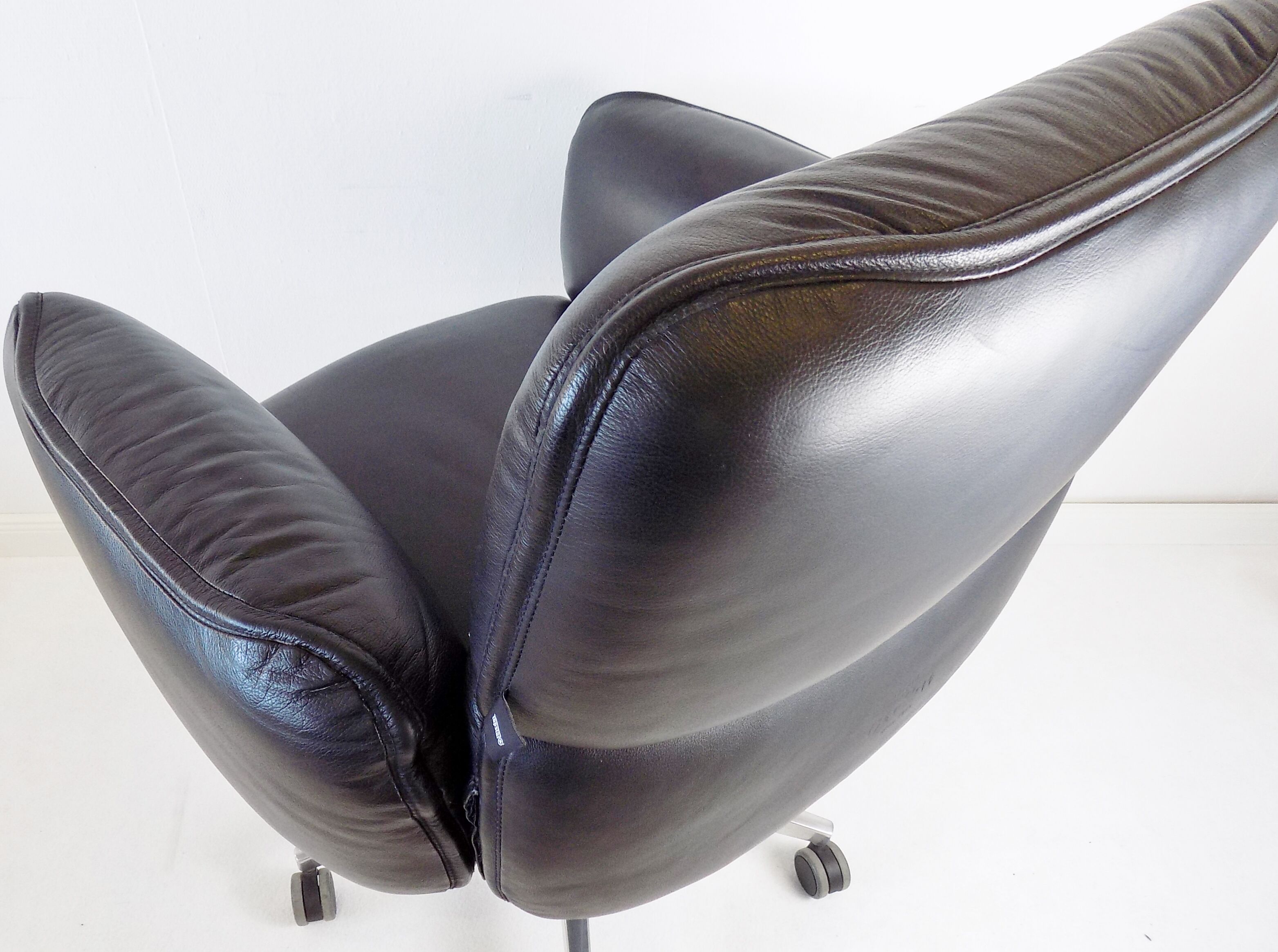 Otto Zapf office leather armchair for top star