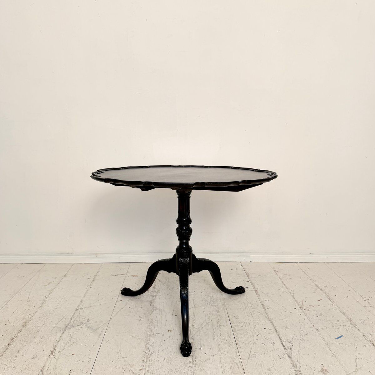 Carved vintage tripod side table, 1940s