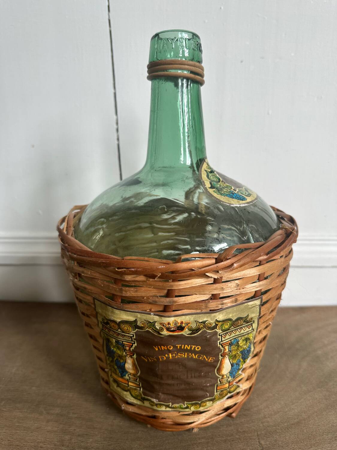 Dame jeanne Viresa avec étiquettes d’origine