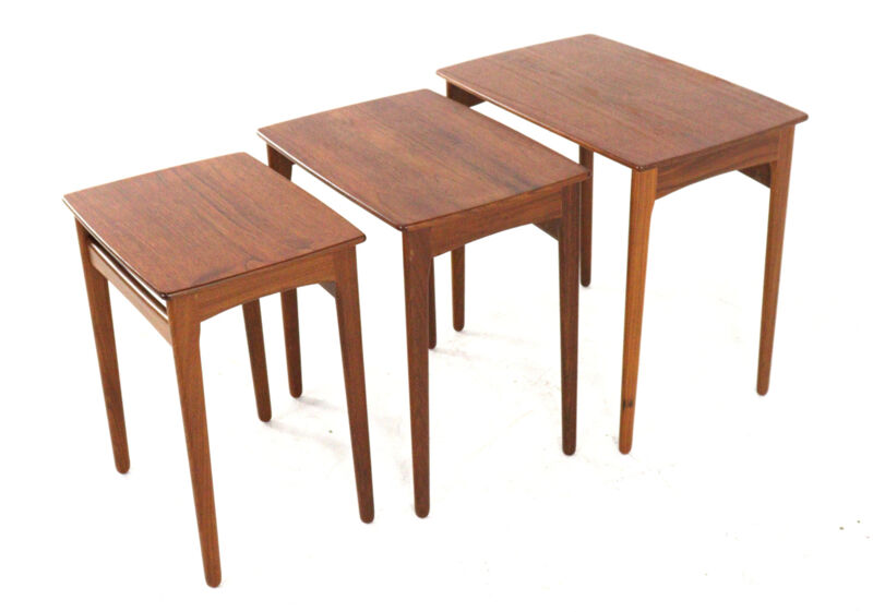 Svend Åge Madsen nesting tables - danish design in teak  mid century modern