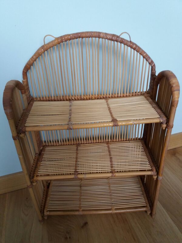 Étagère murale en rotin osier