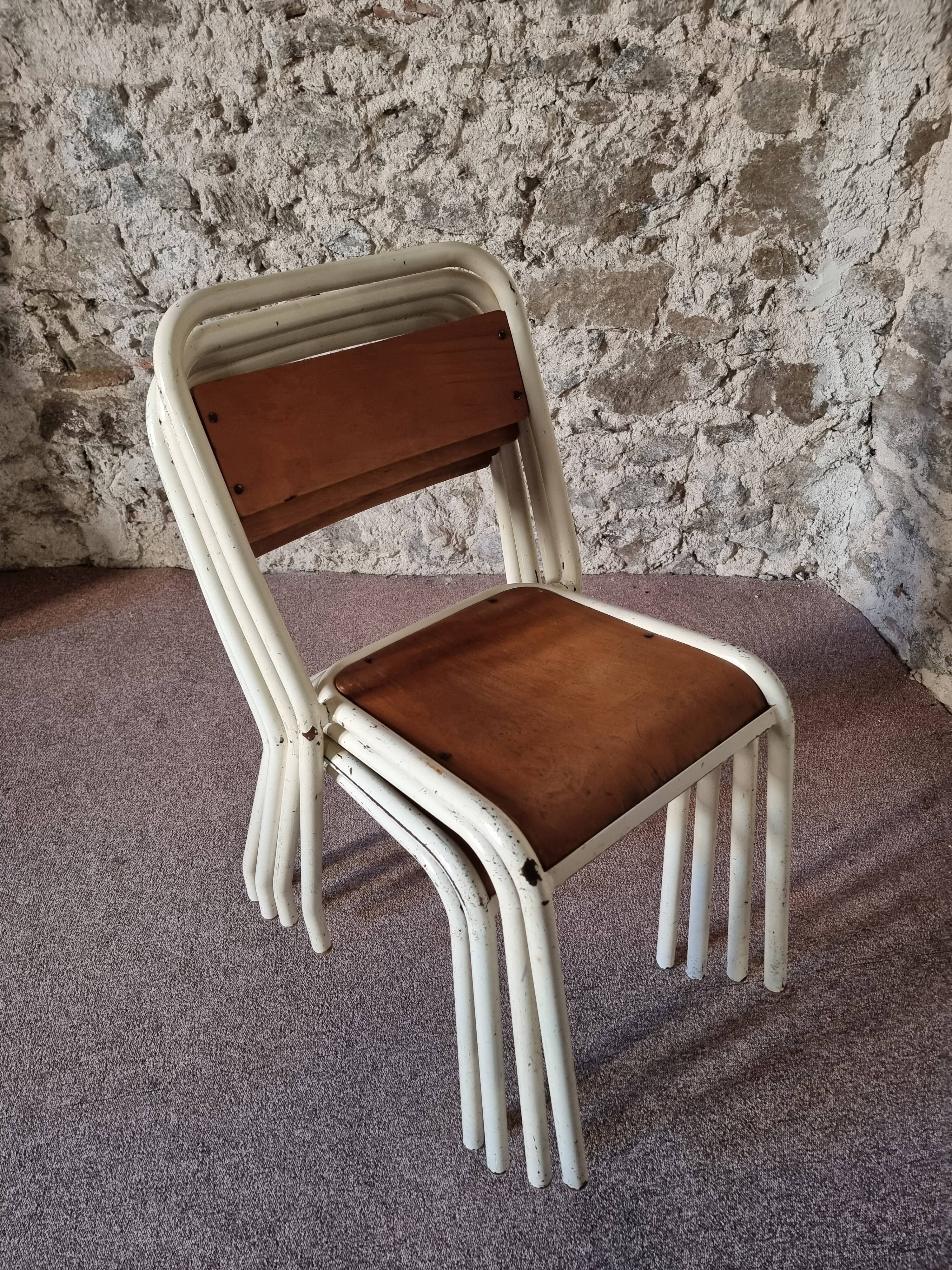 Set of 4 vintage French school chairs – Stackable chairs – 1920s