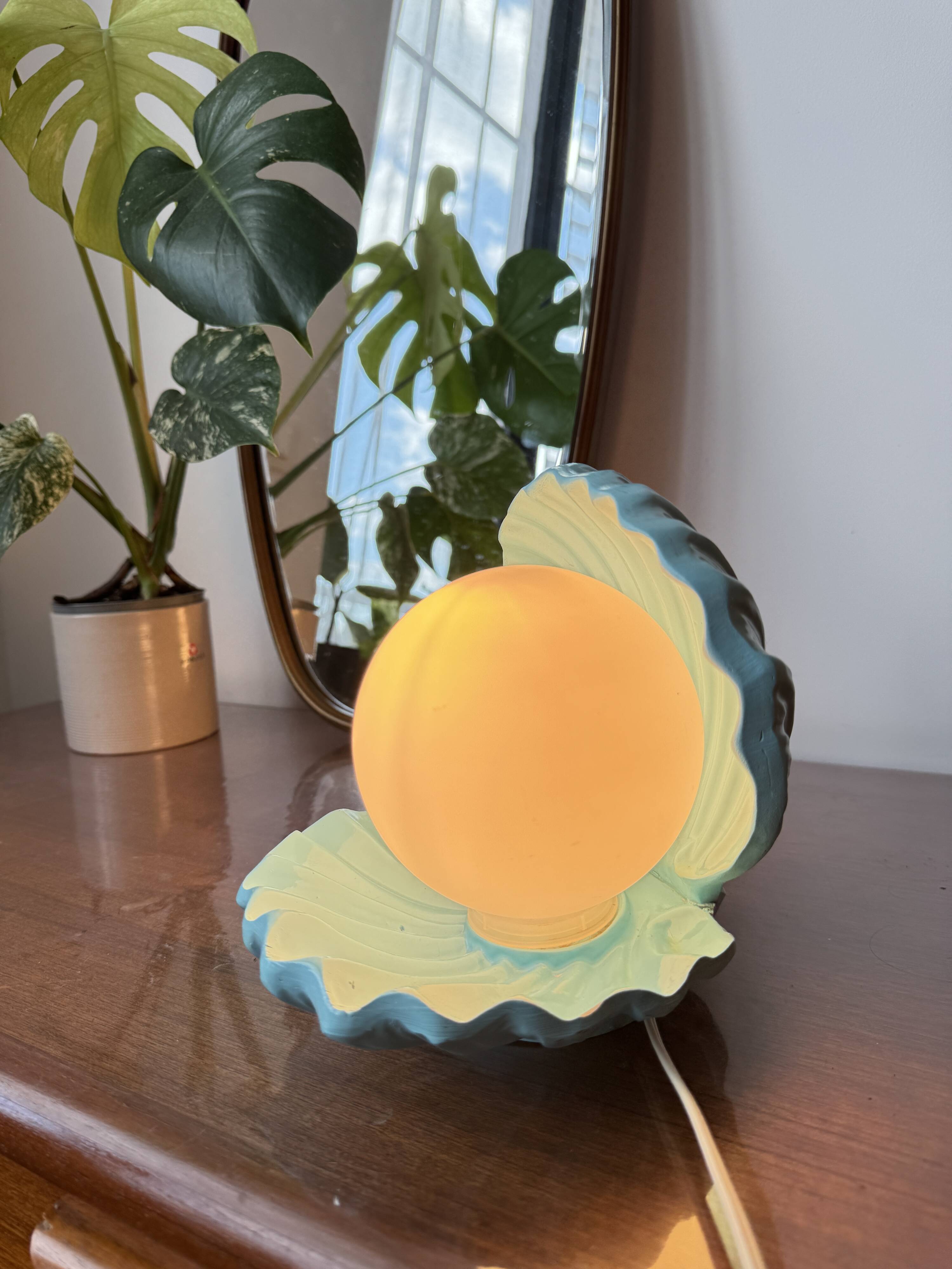 Shell Lamp