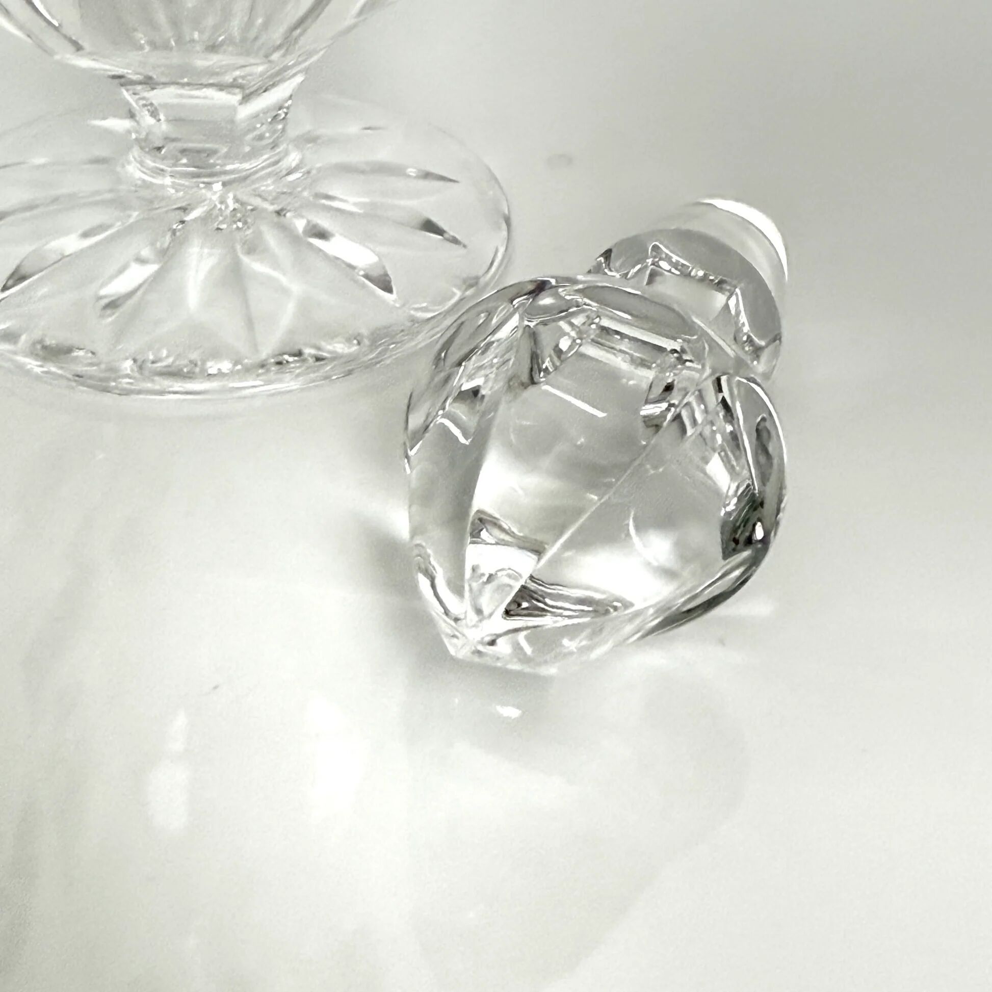 Crystal carafe from Saint-Louis – elegant size