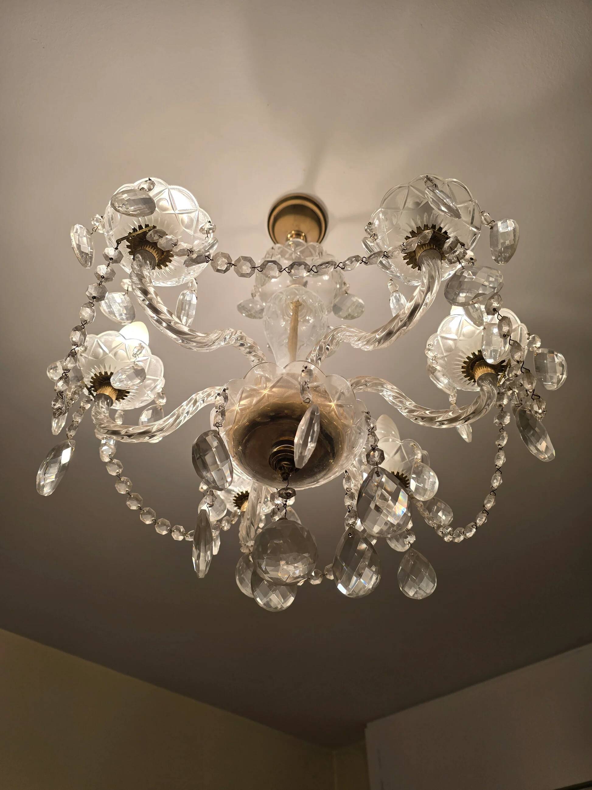 Antique cut glass chandelier with pendants – 6 arms