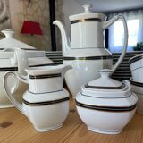 Porcelain service