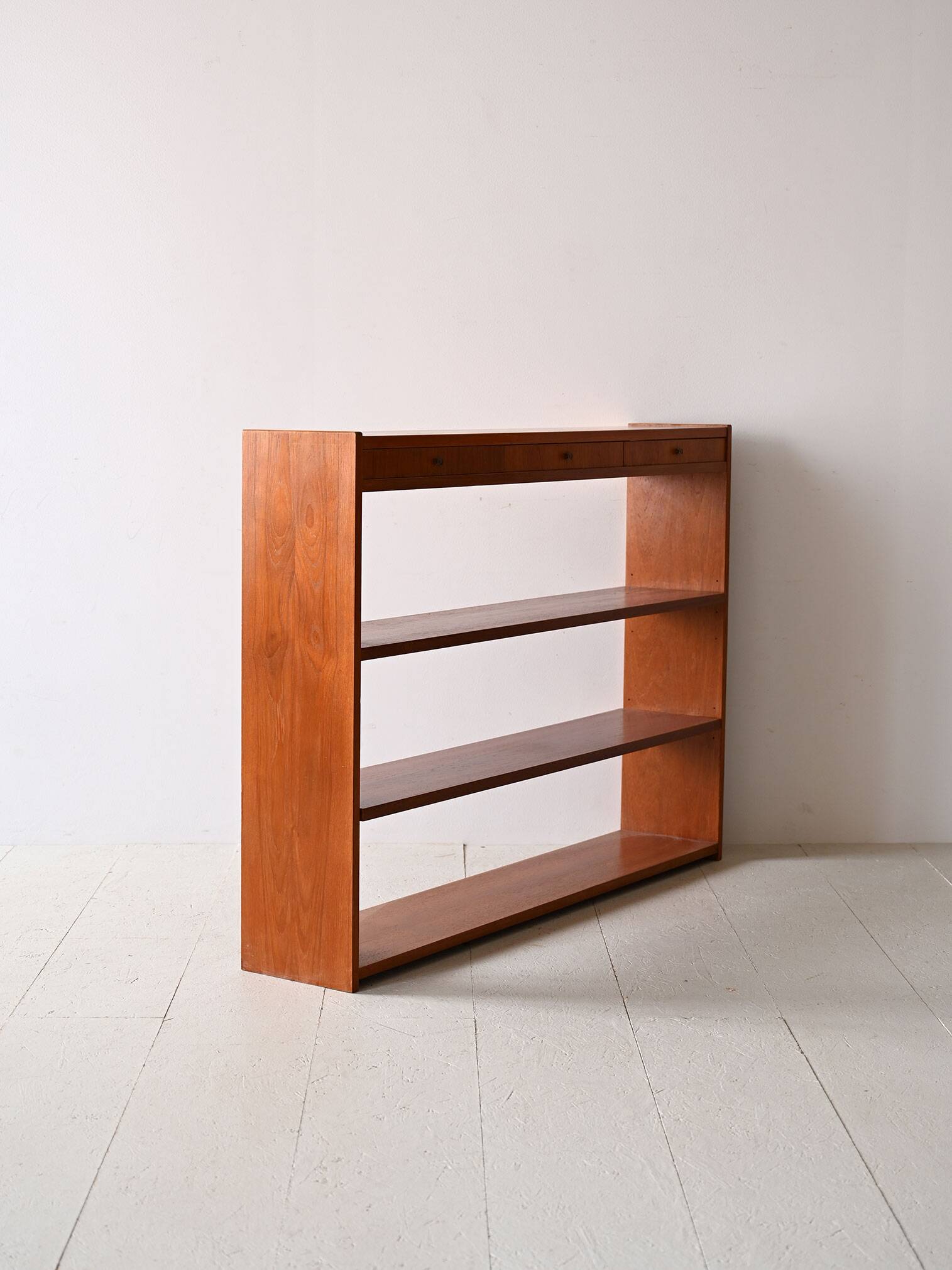 Entryway console with drawers