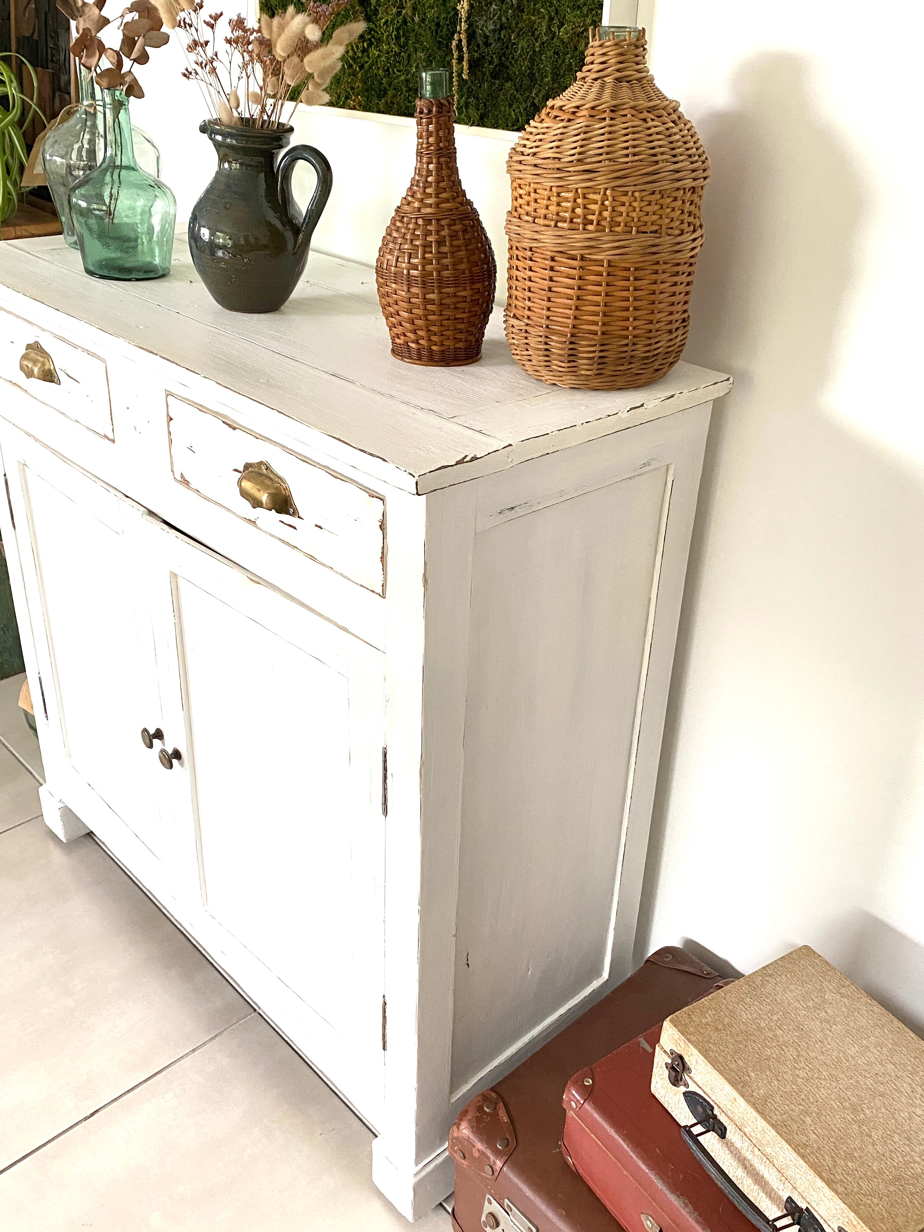 White Parisian buffet