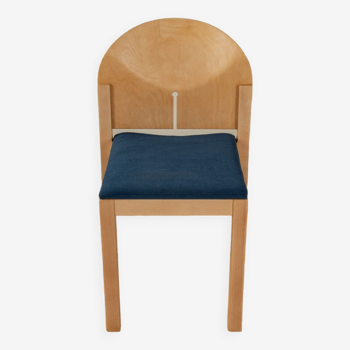 Dining chair by Arno Votteler