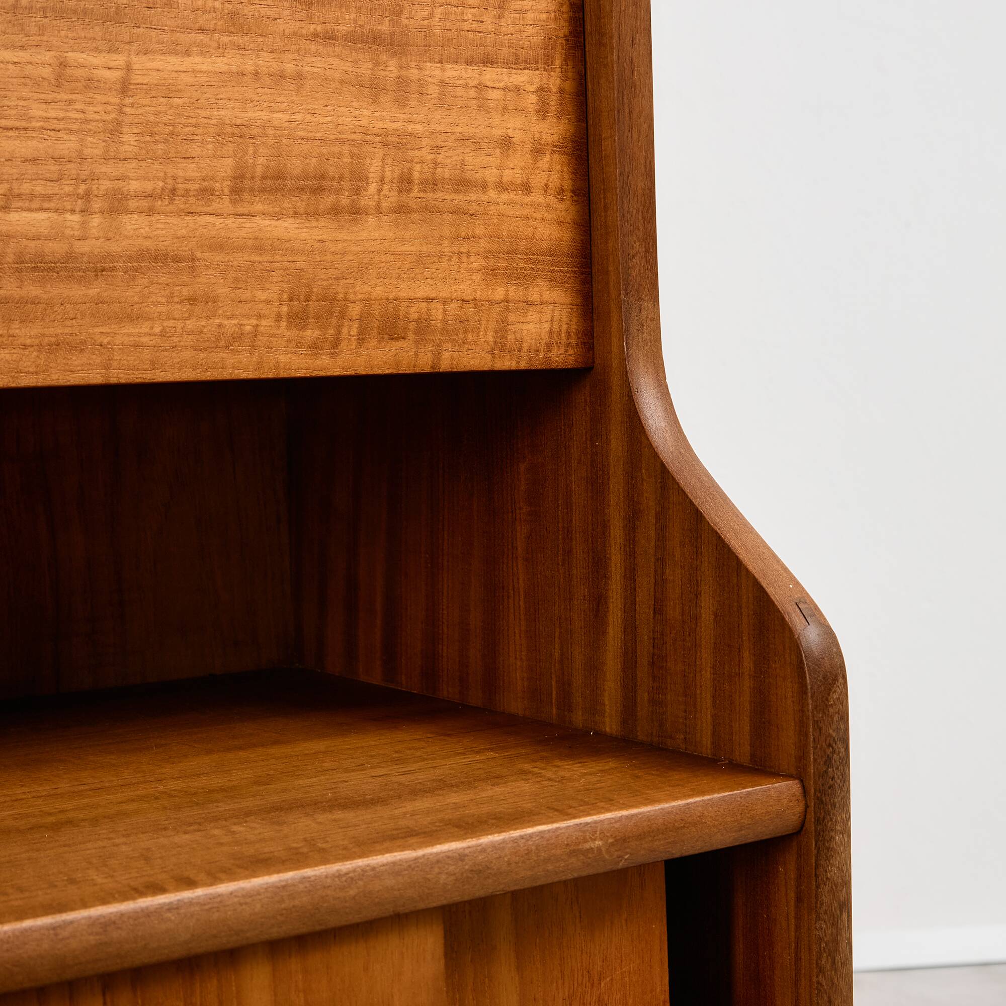 Mid-Century Teak Highboard with Sculpted Legs, Storage and Glass Shelf, 1960s
