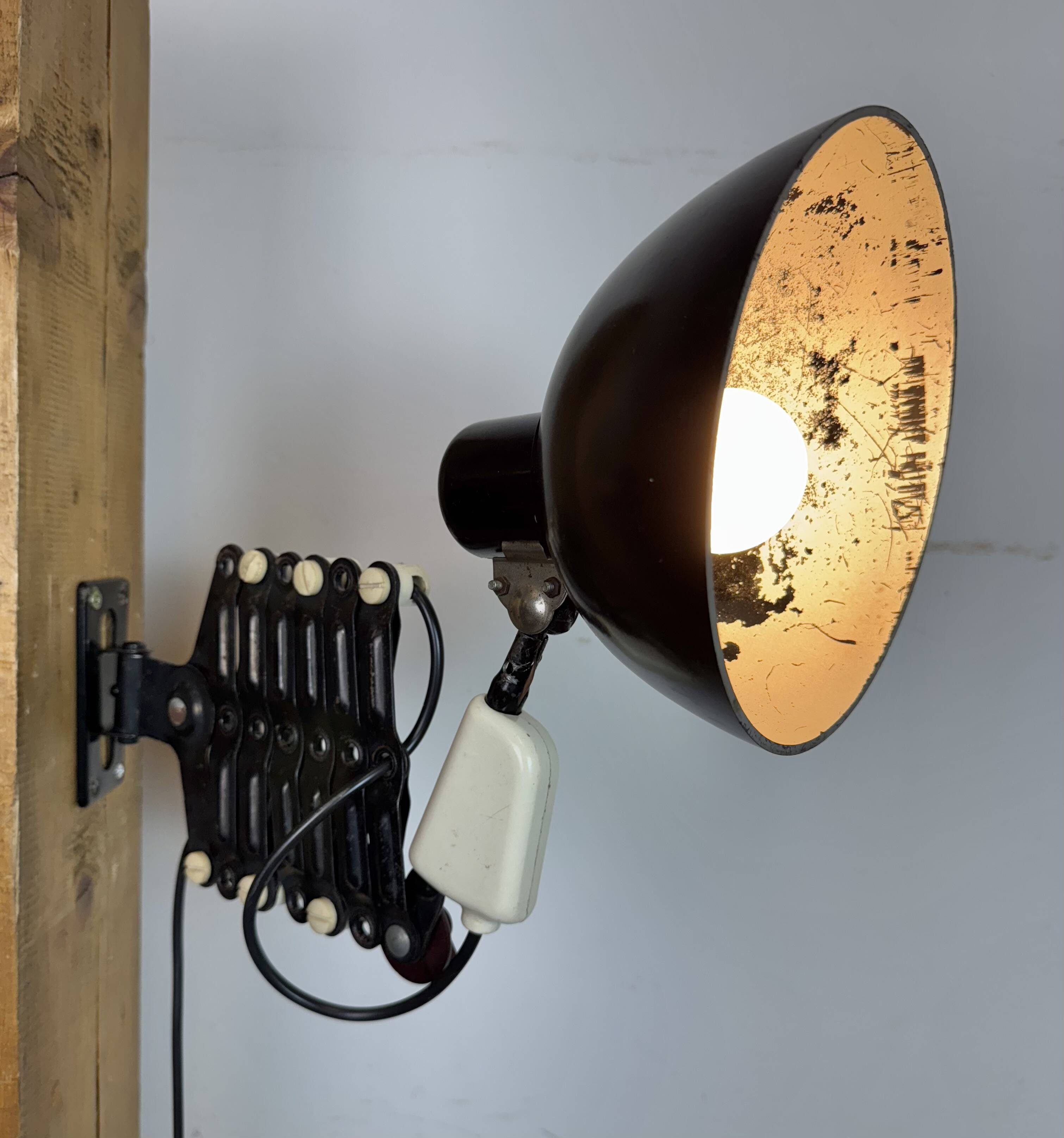 Industrial East German Scissor Lamp from VEB Zweckleuchtenbau Dresden, 1960