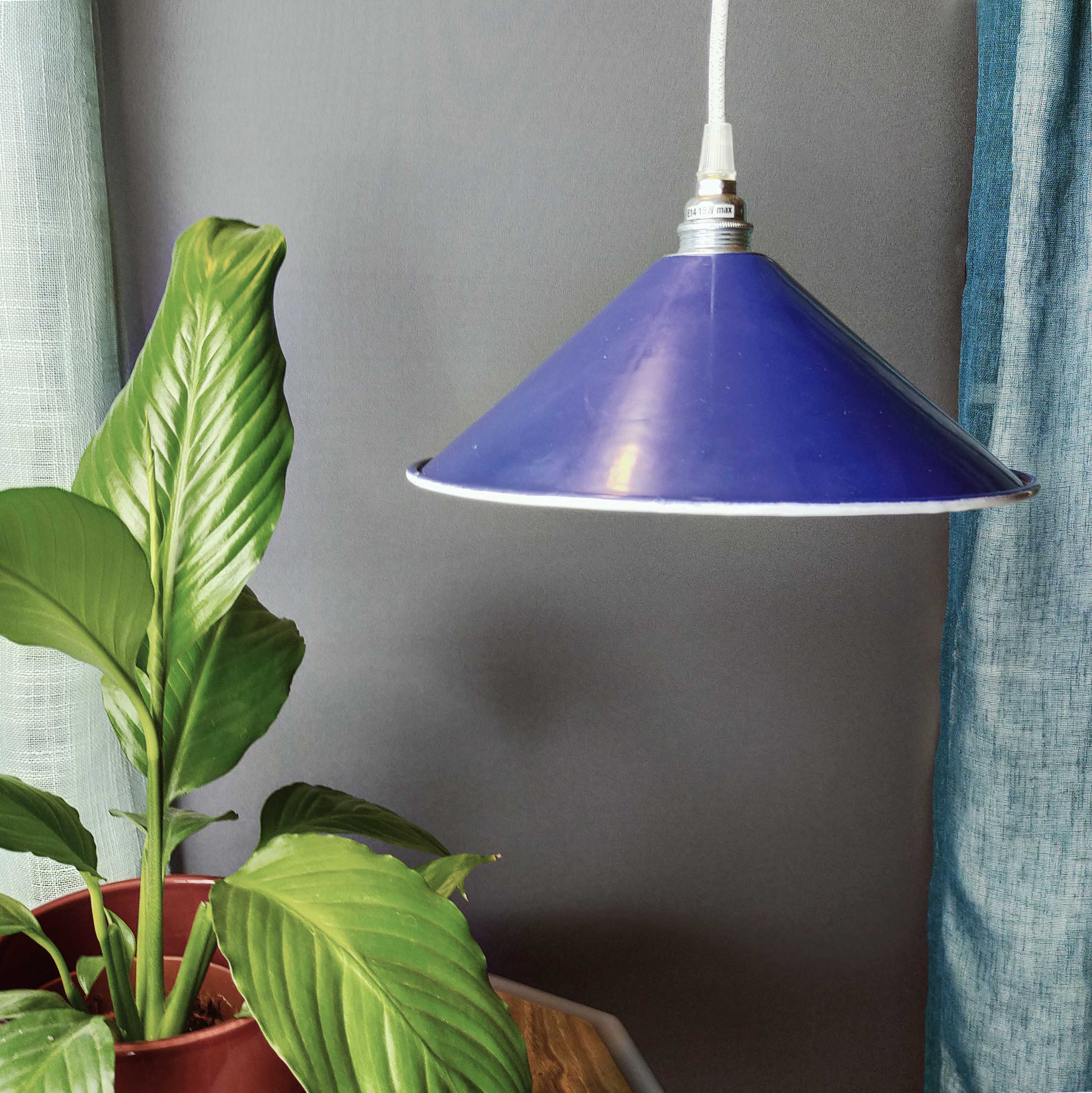 Vintage blue enamelled sheet metal suspension
